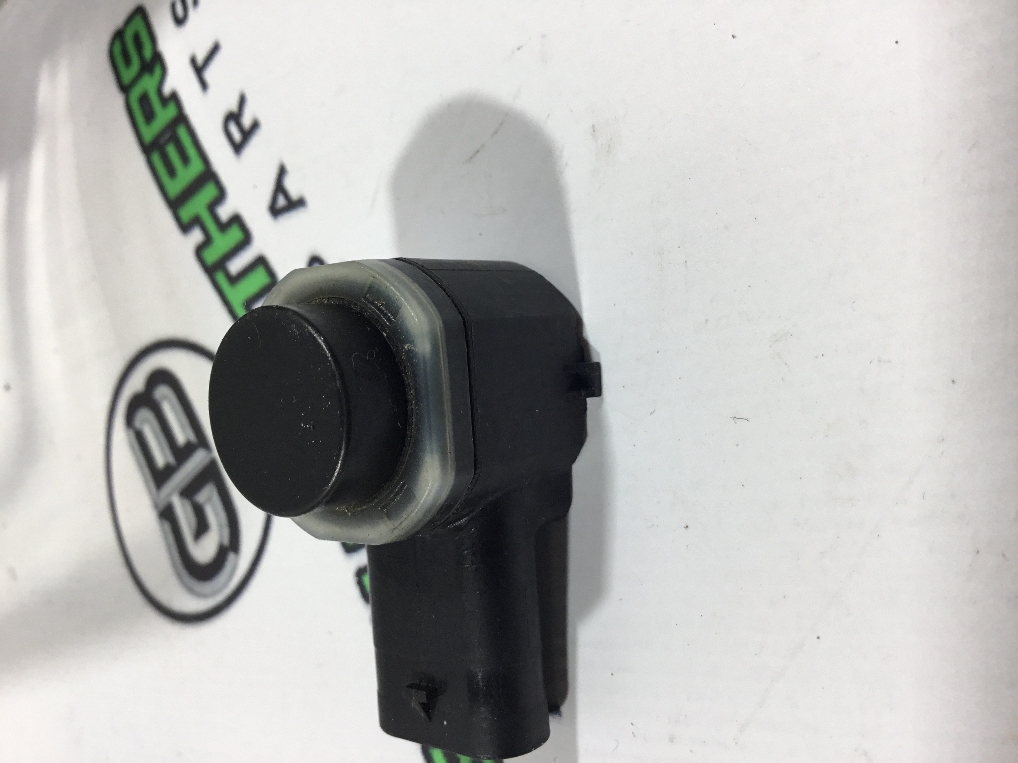 Парктронік, кріплення, корпус