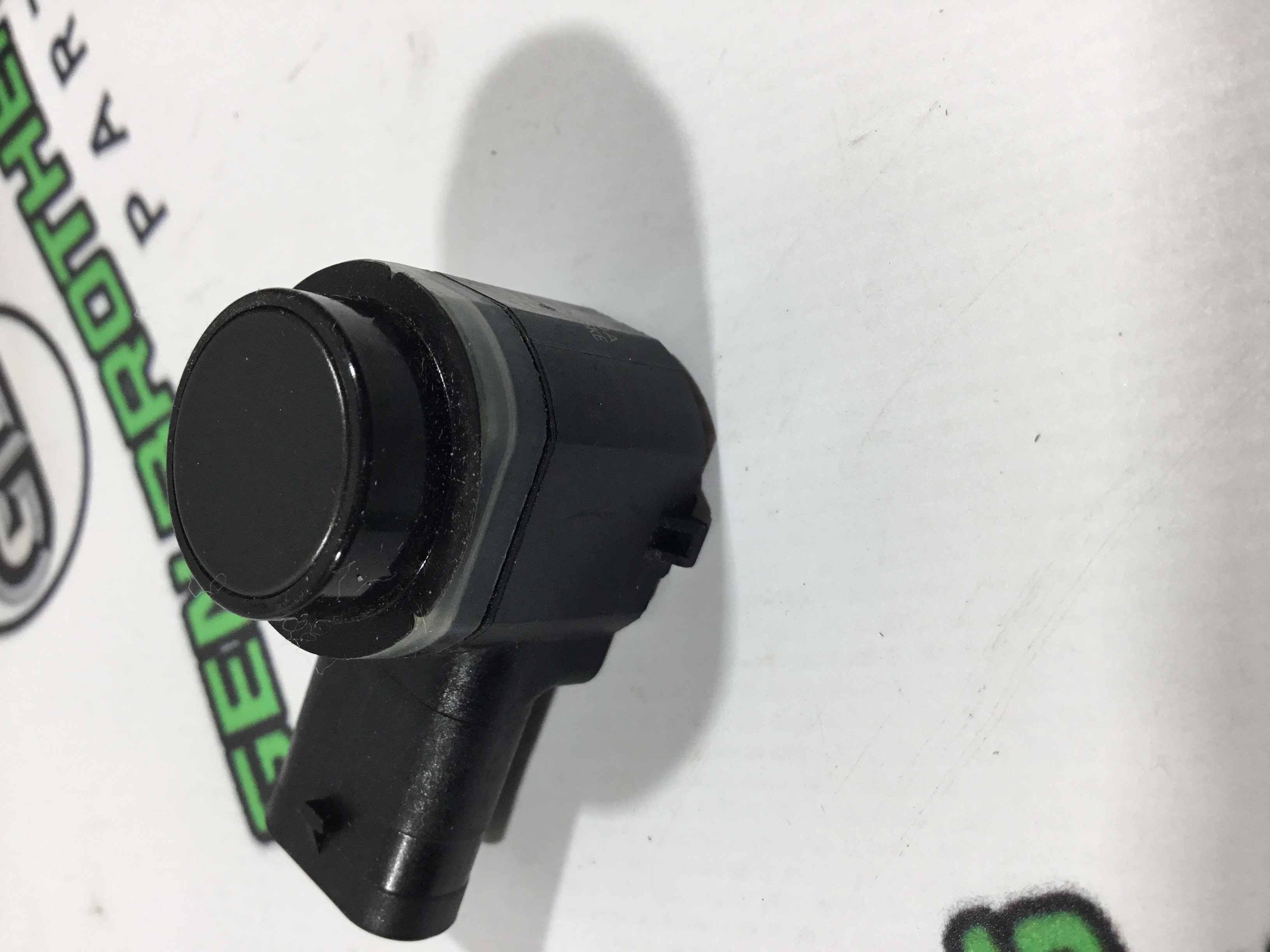 Парктронік, кріплення, корпус