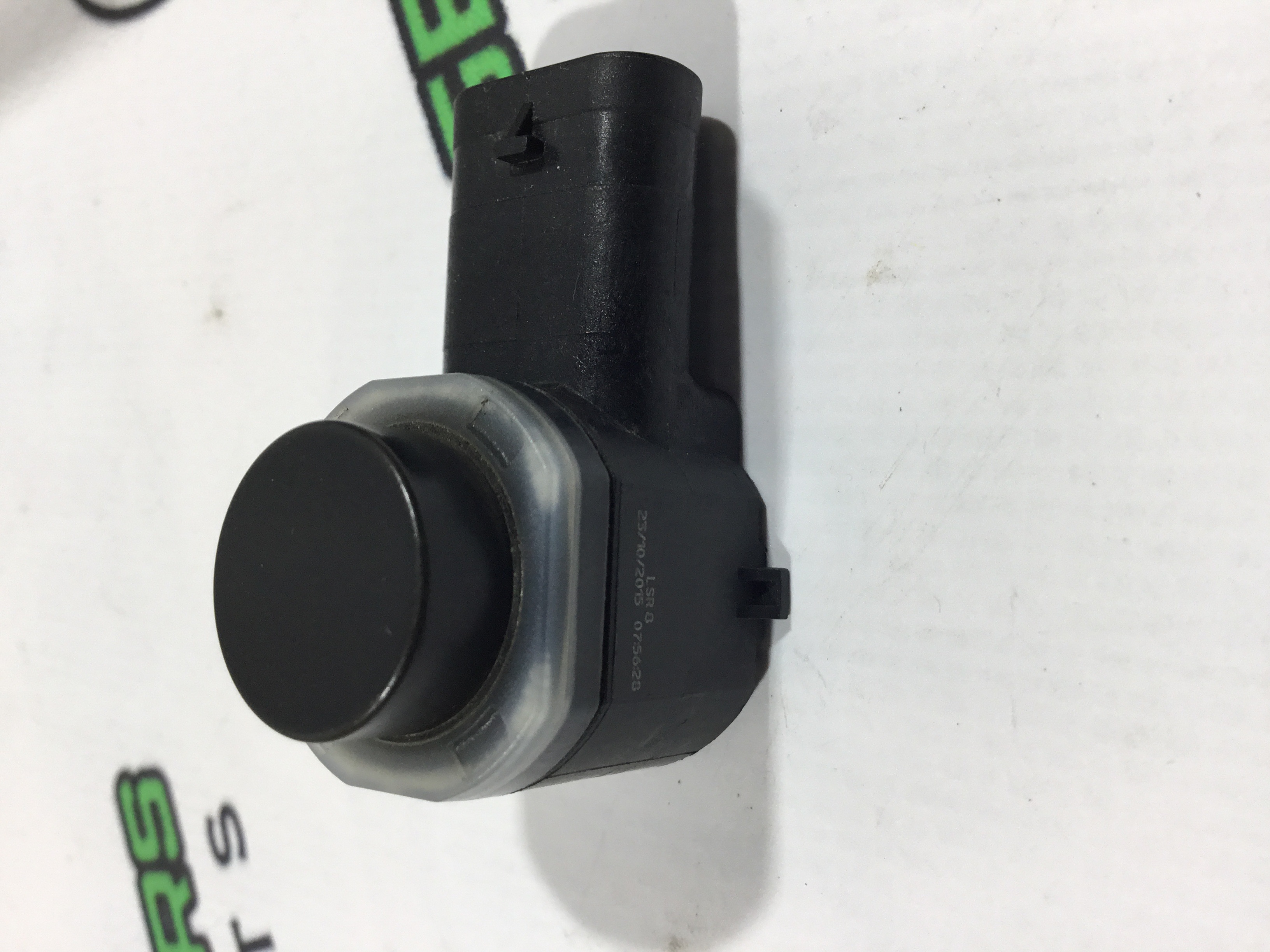 Парктронік, кріплення, корпус