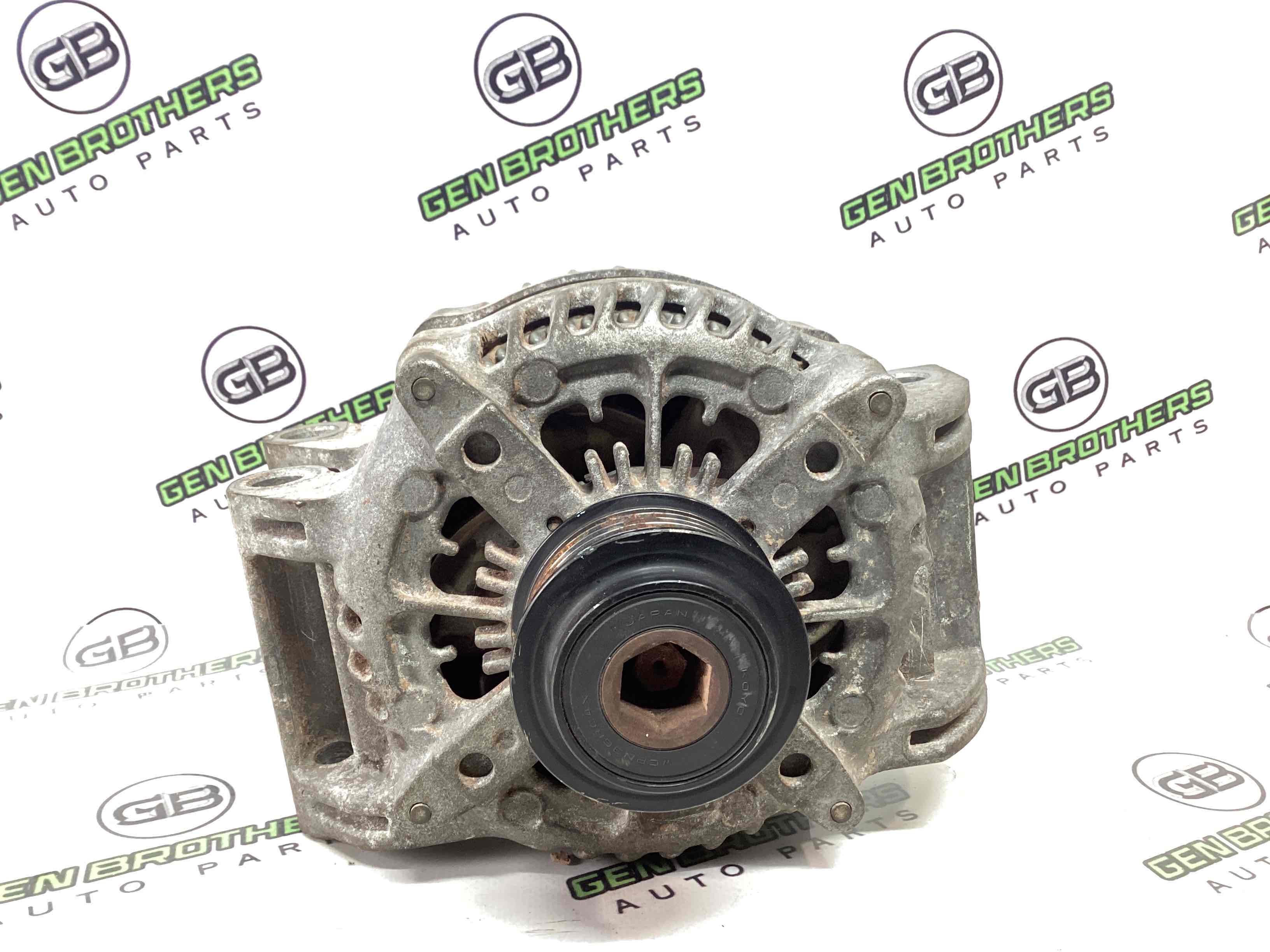 Генератор, кронштейн генератора