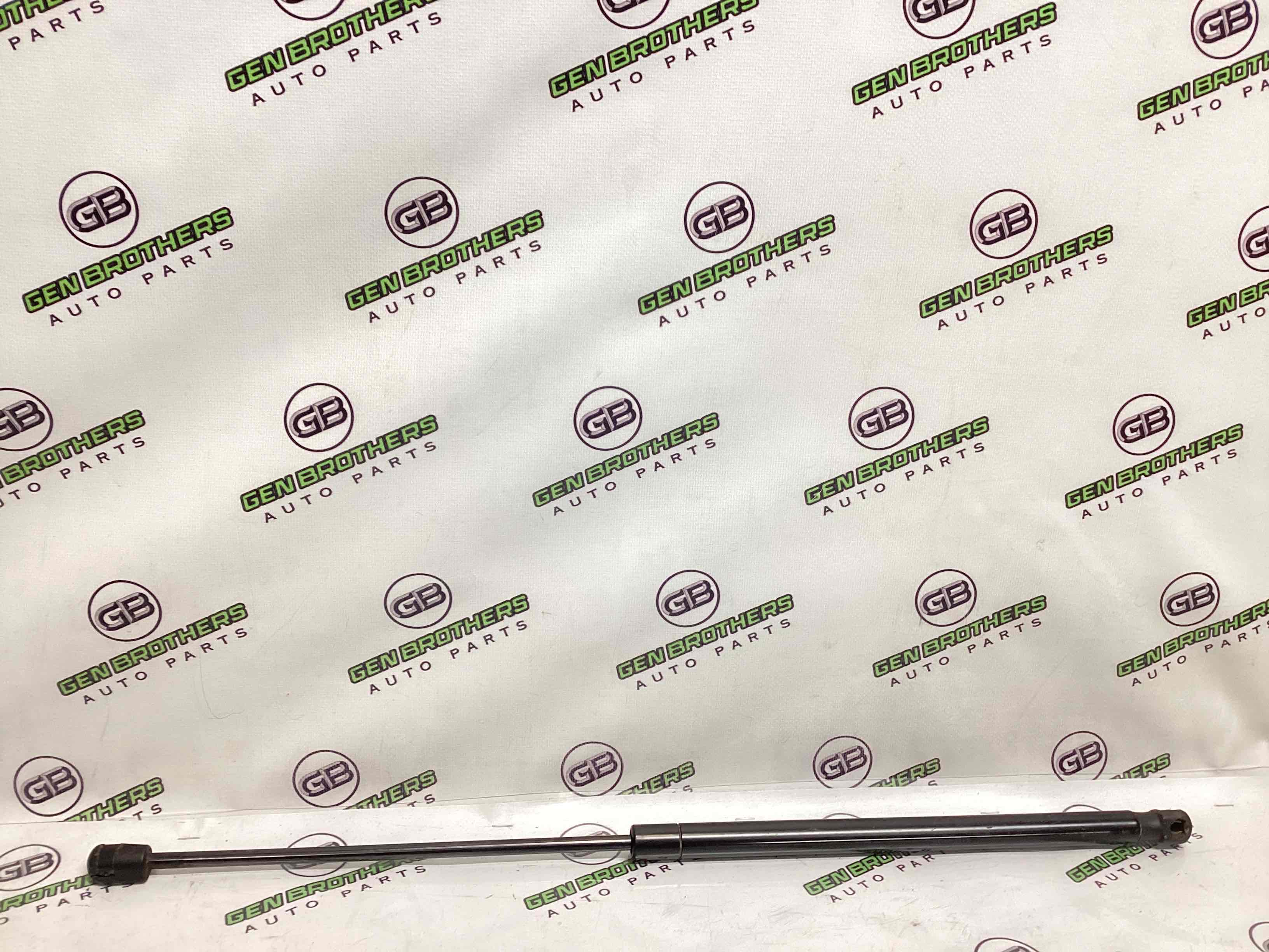 Амортизатор капота