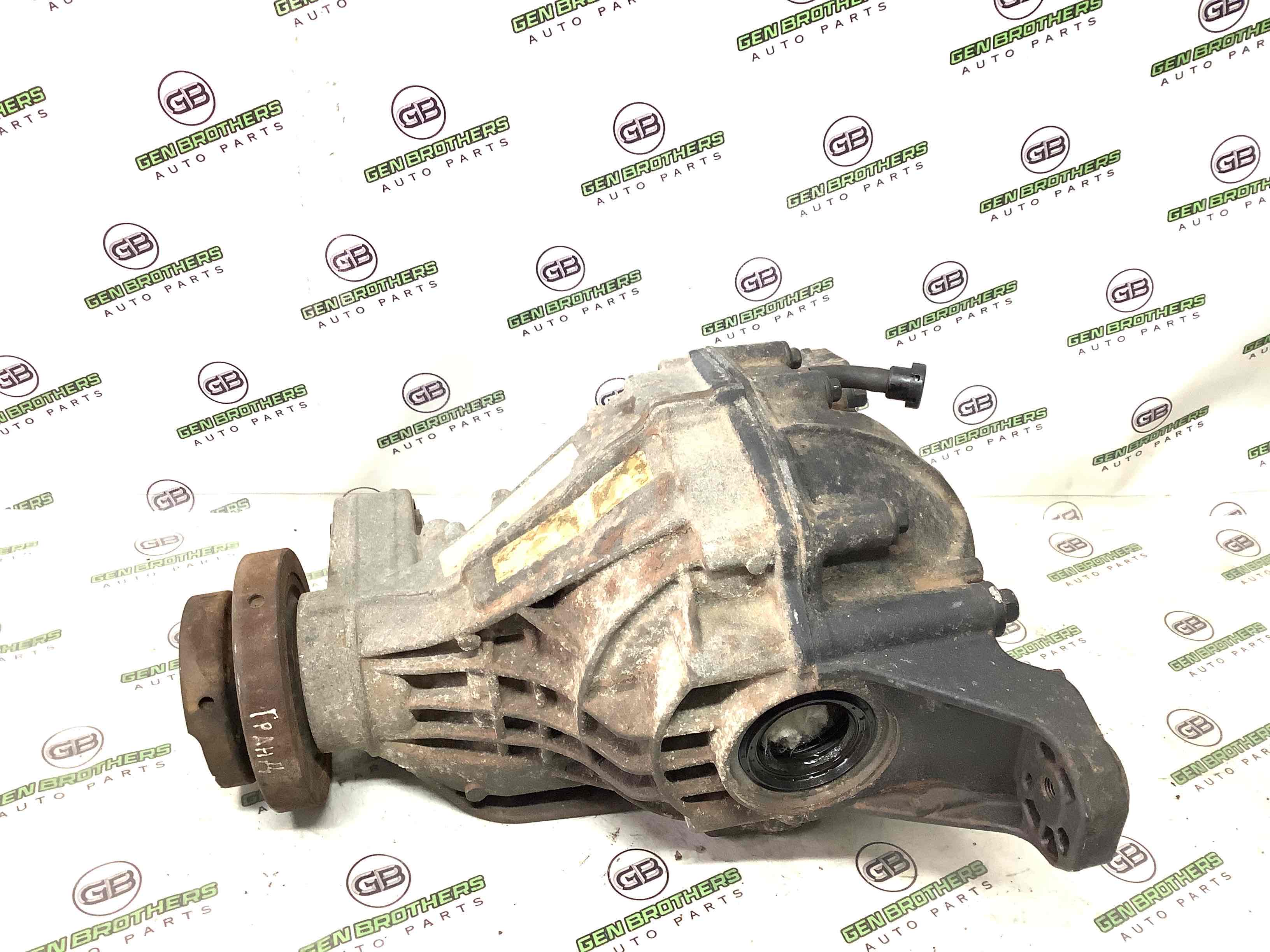 Задній диференціал редуктор