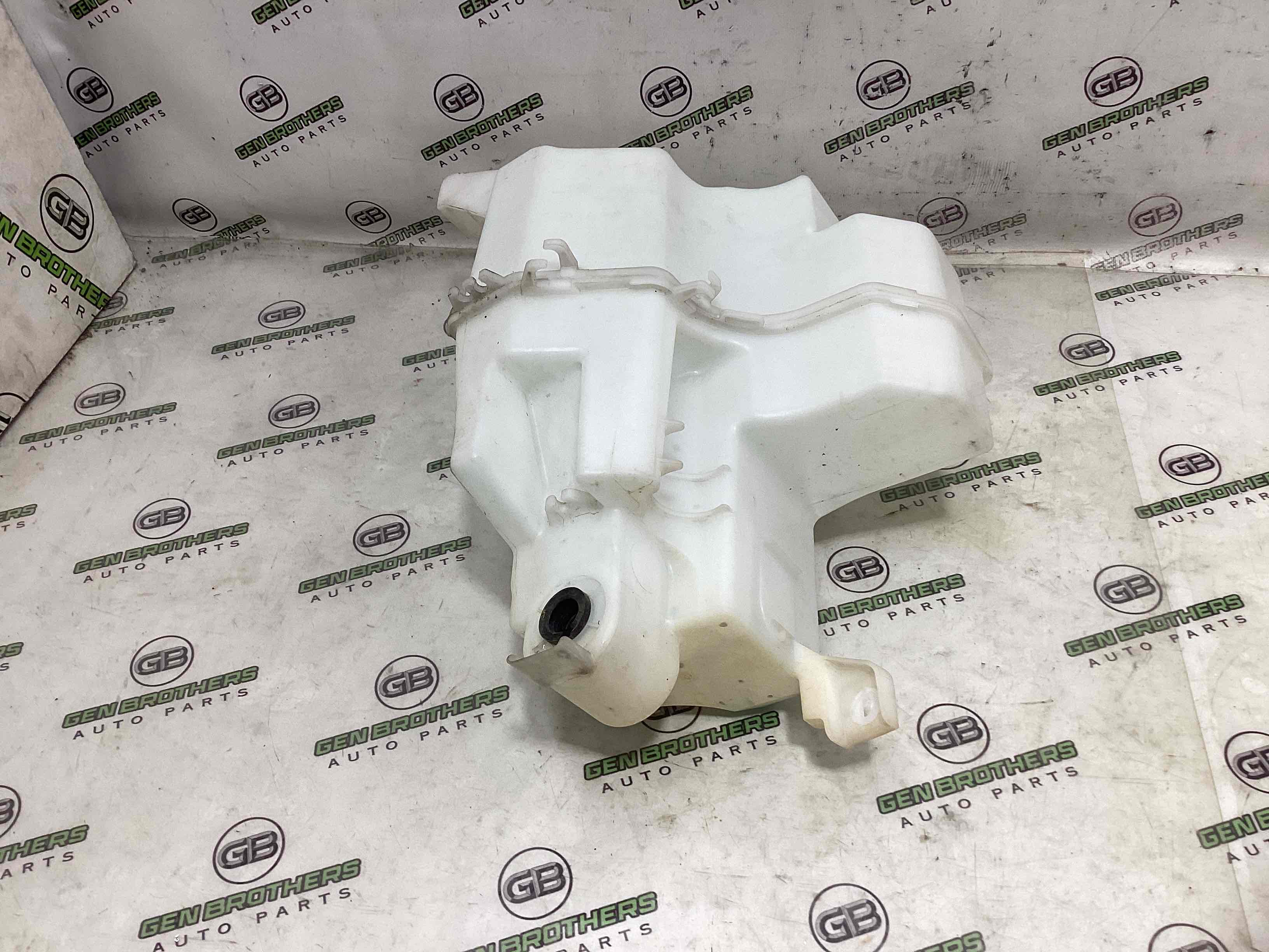 Бачок омивача