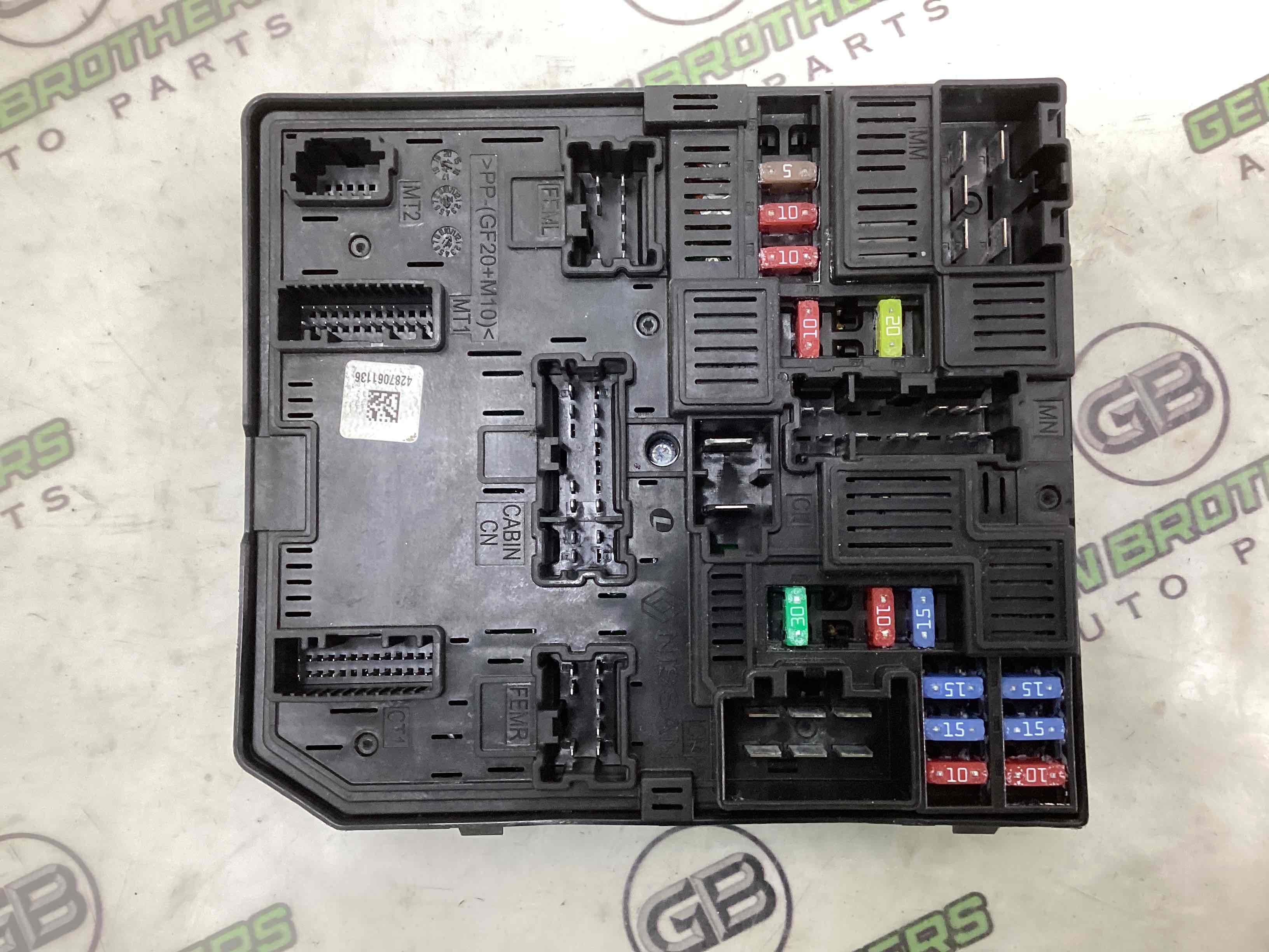 Блок запобіжників (блок реле)