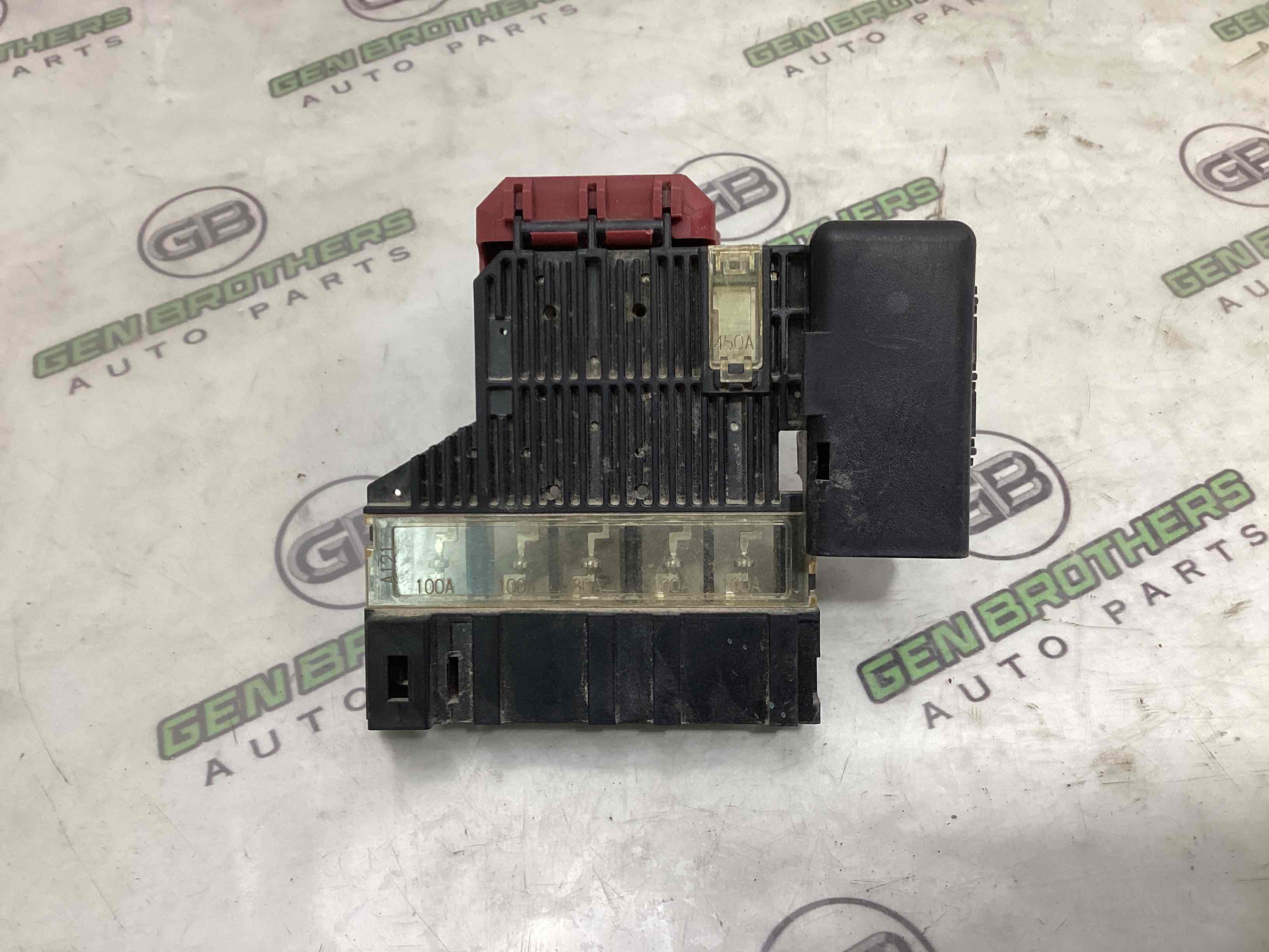 Клема, кришка клеми