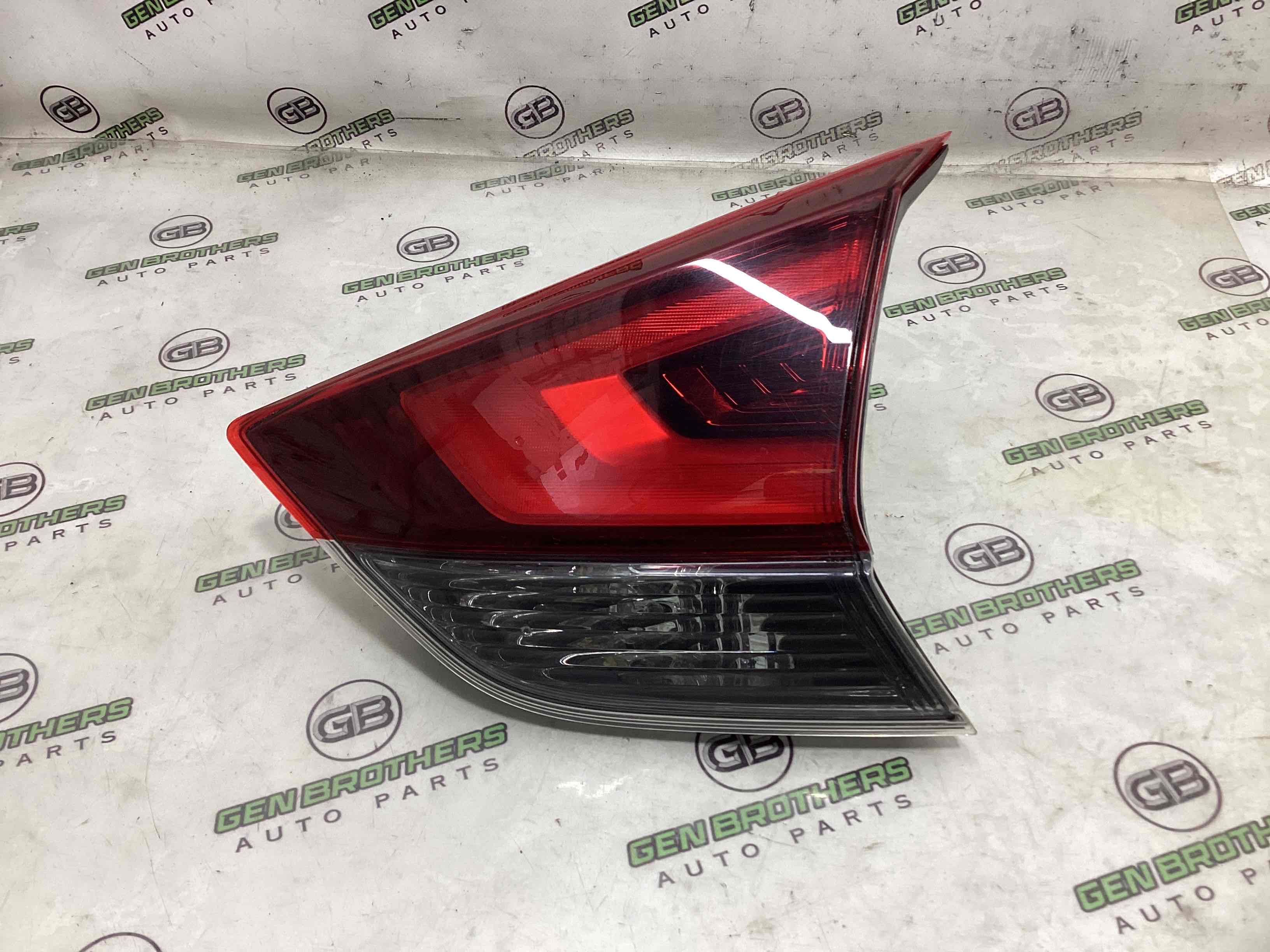 Ліхтар задній правий