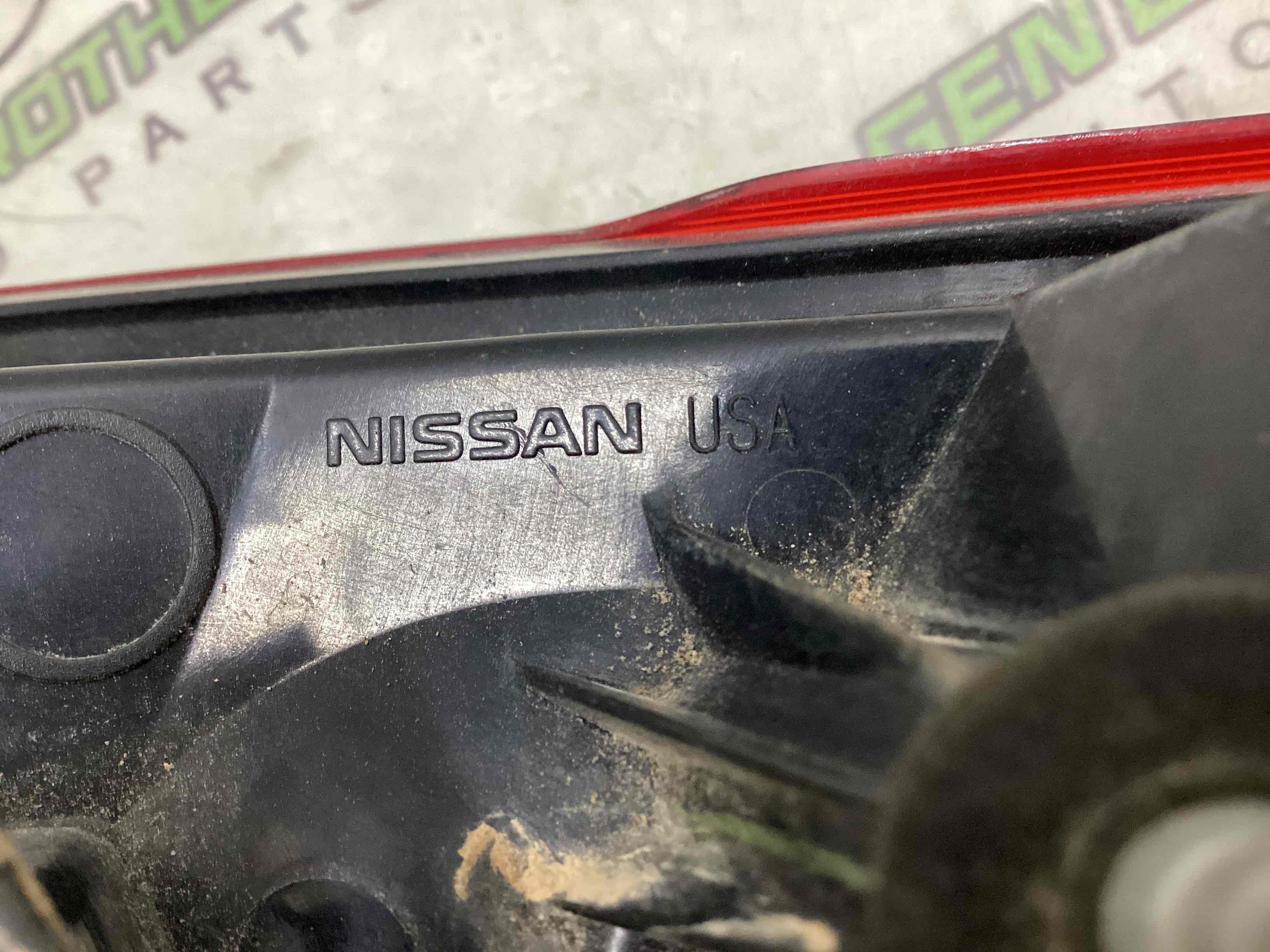 Ліхтар задній лівий