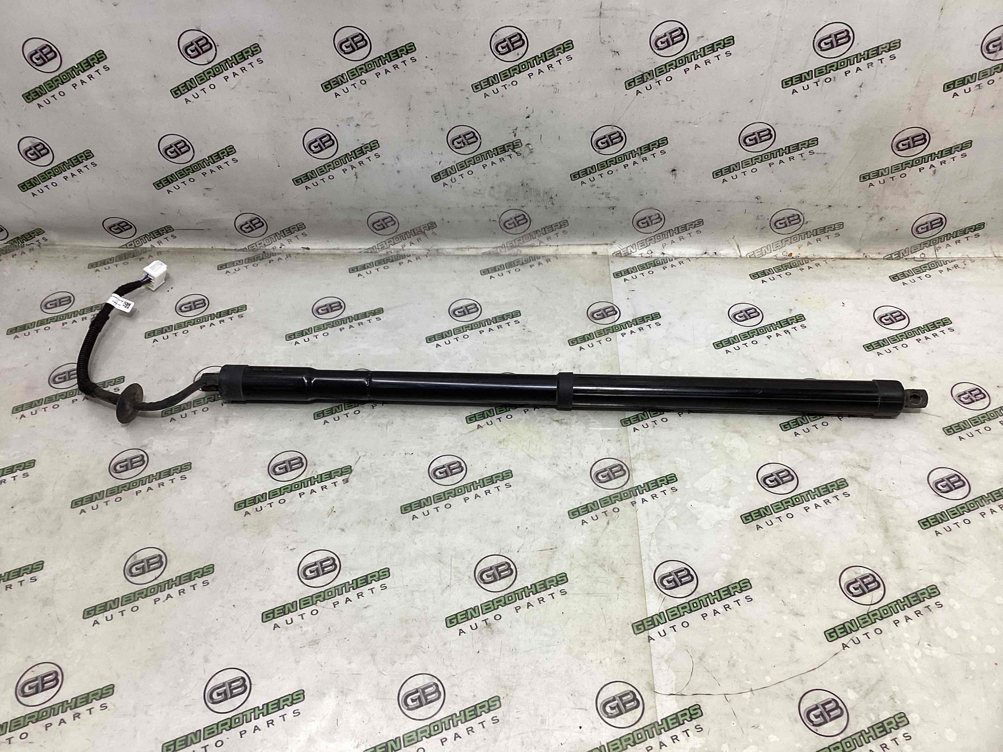 Електродвигун дверей, багажника доводчик дверей