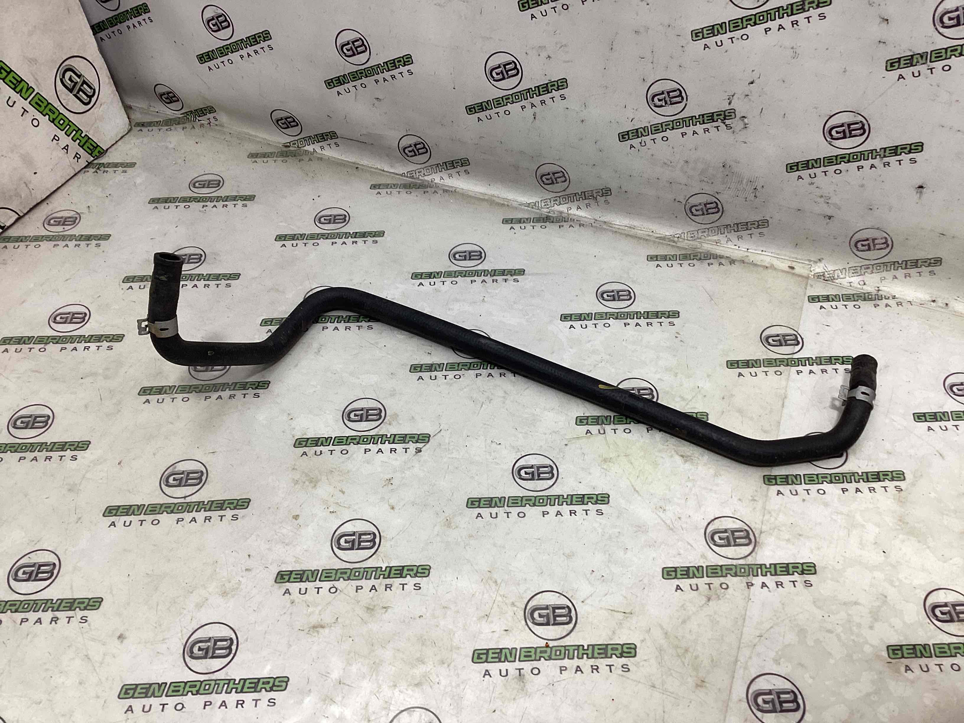 Патрубок трубопровід, шланг