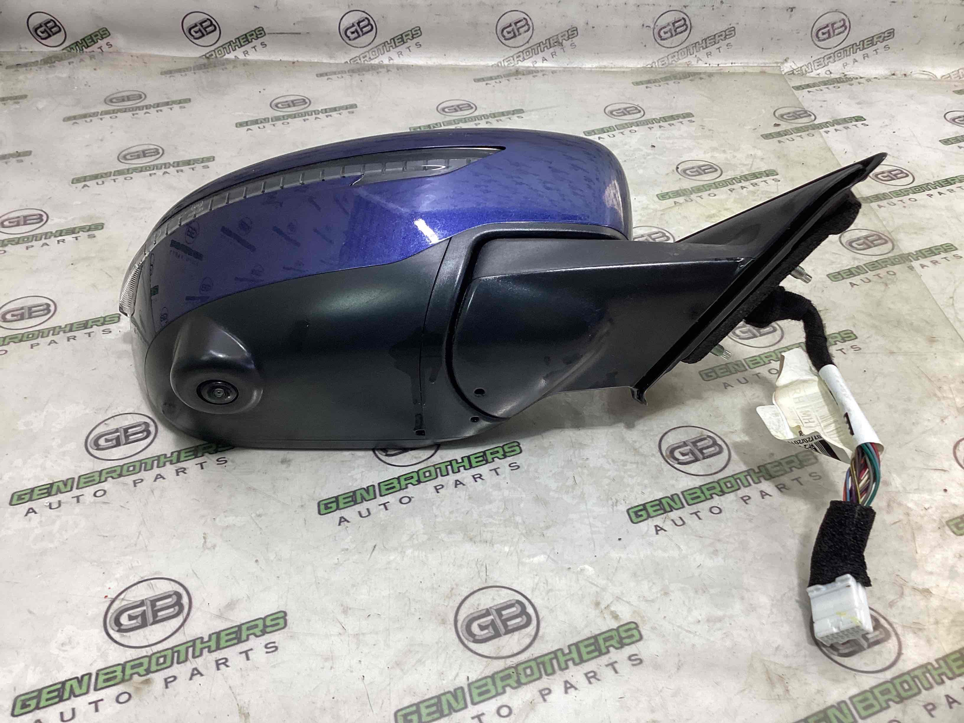 Дзеркало зовнішнє праве