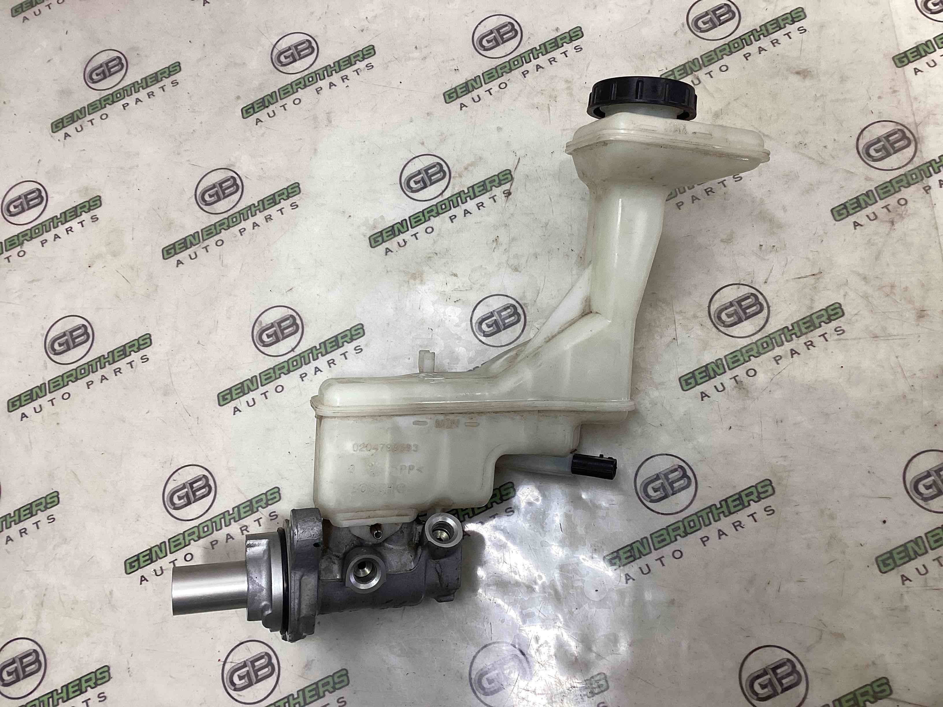 Циліндр гальмівний головний