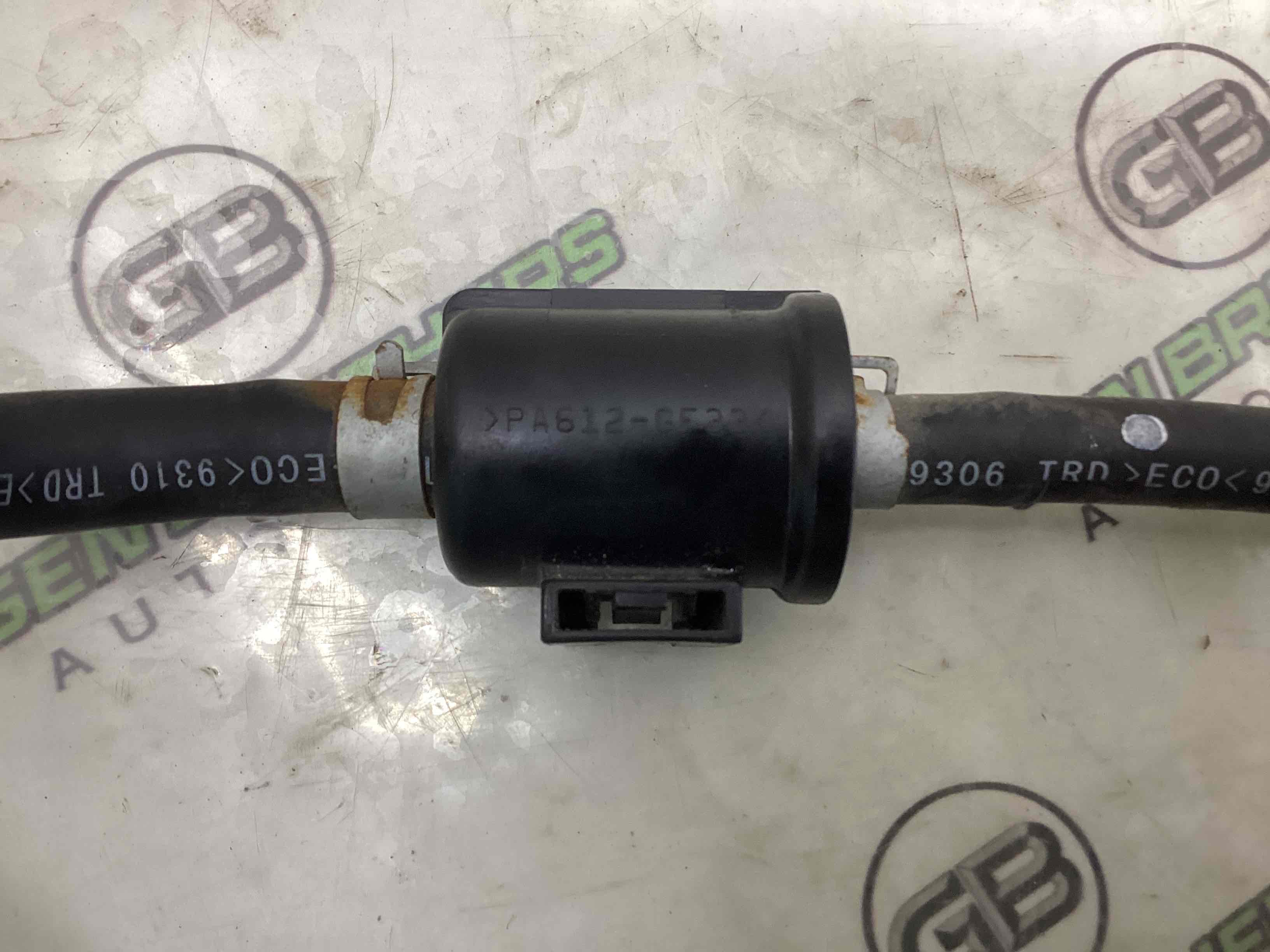 Трубка паливна