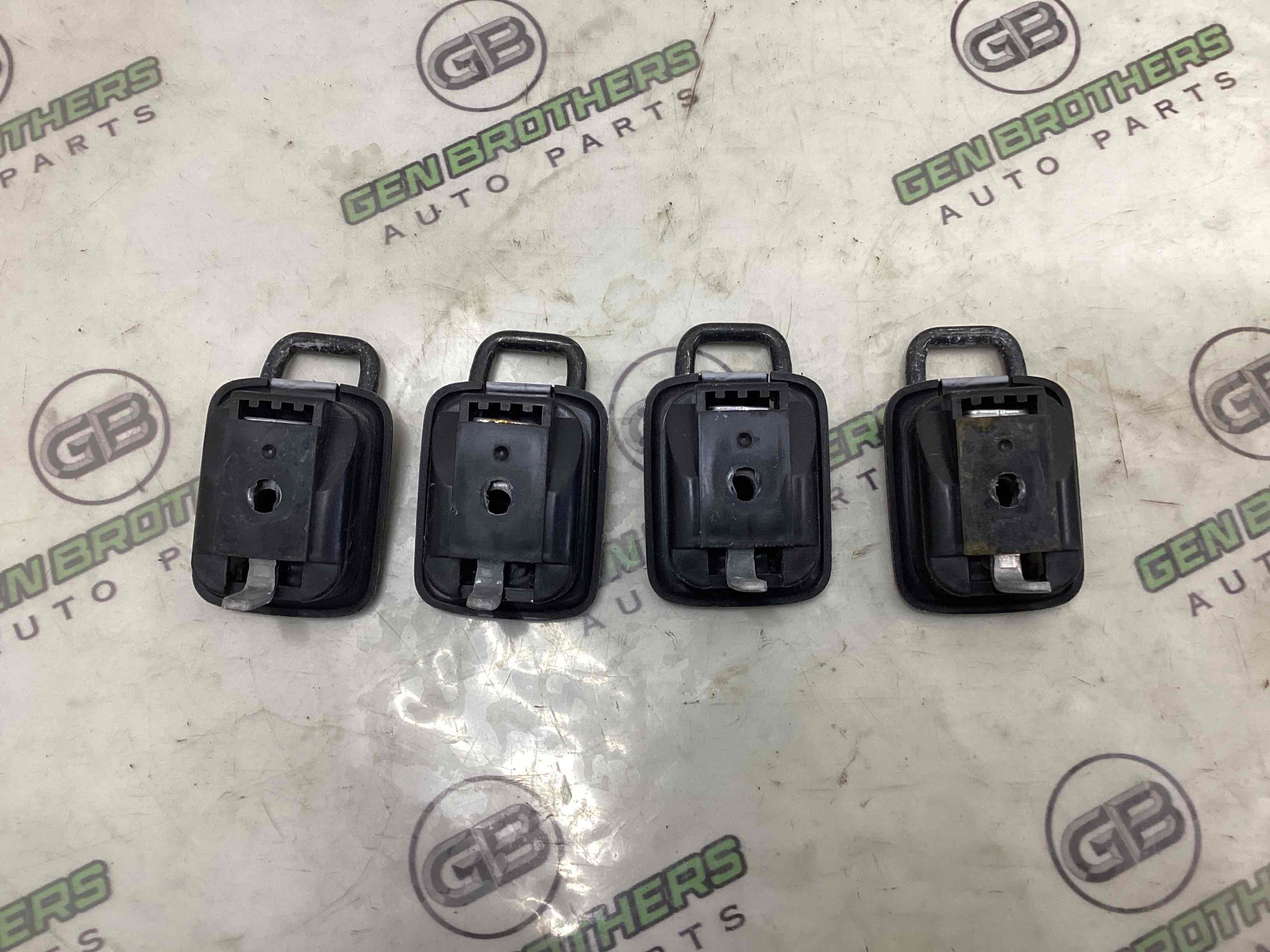 Елементи оздоблення багажника