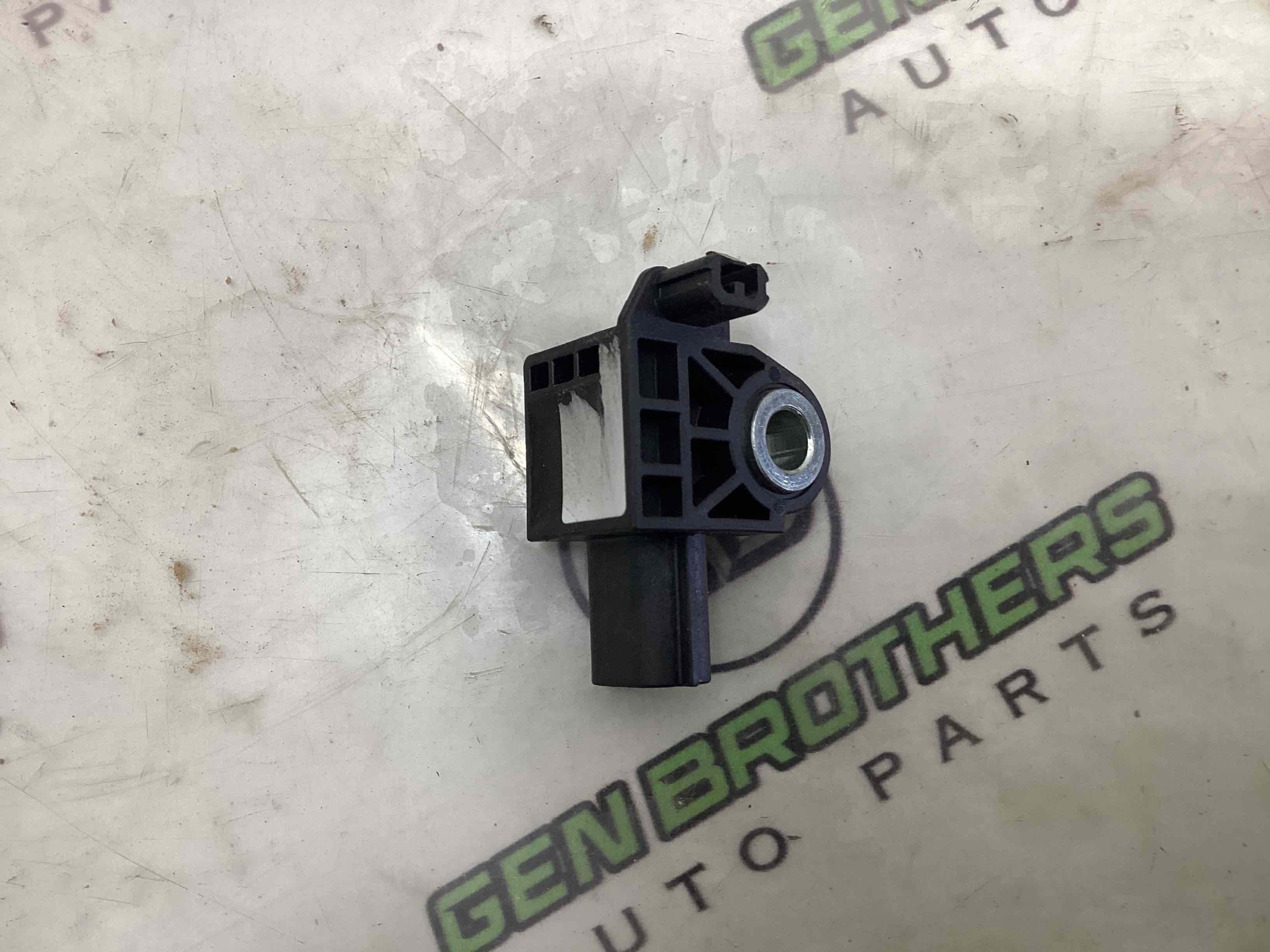 Датчик удару Airbag бічний