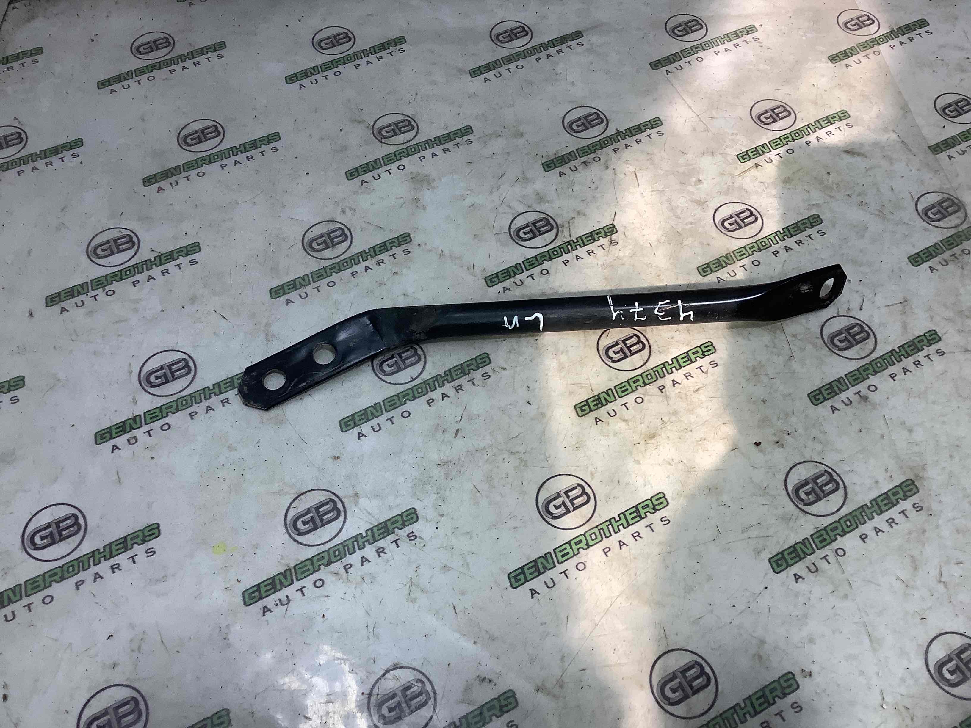 Важіль задній лівий