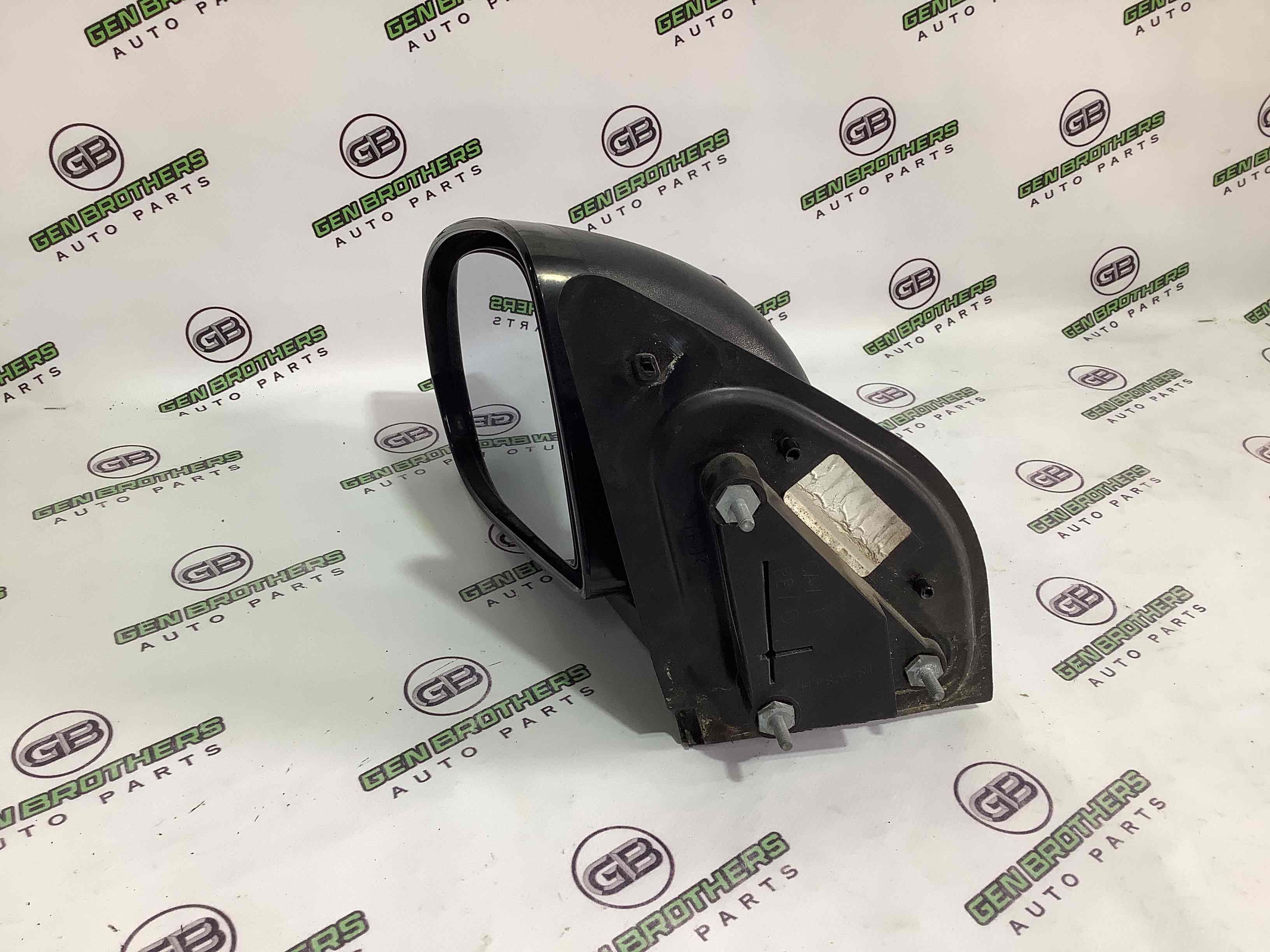 Дзеркало зовнішнє ліве