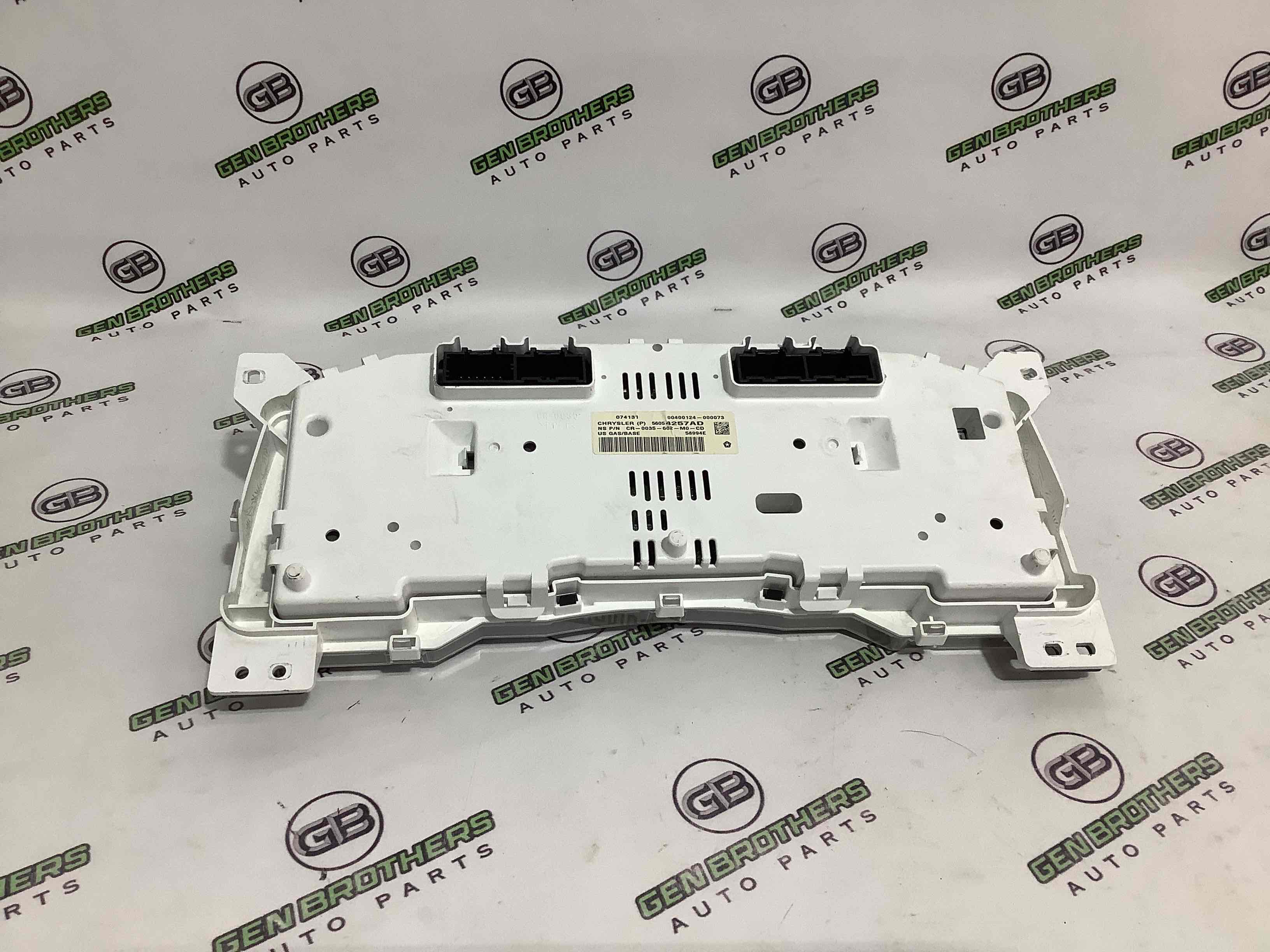 Щиток приладів панель приладів