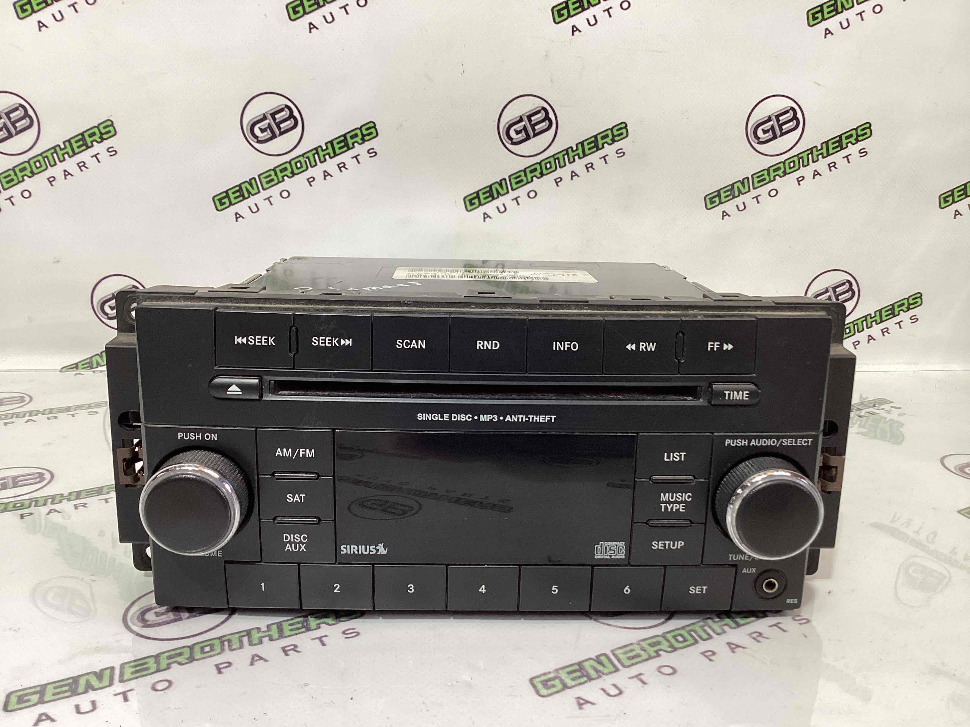 Блок радіо, зв'язку, магнітола, орган упр.