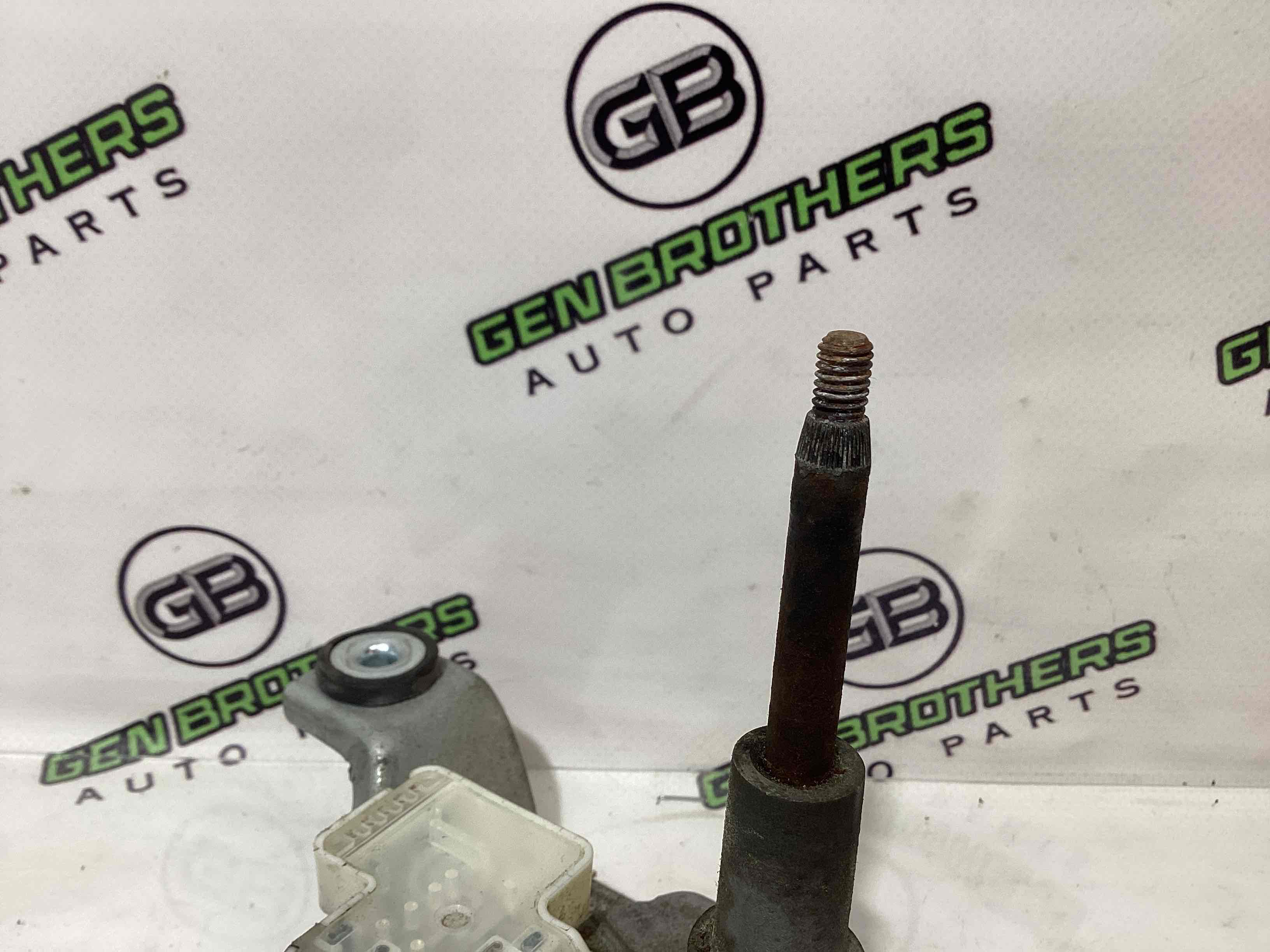 Моторчик склоочисника