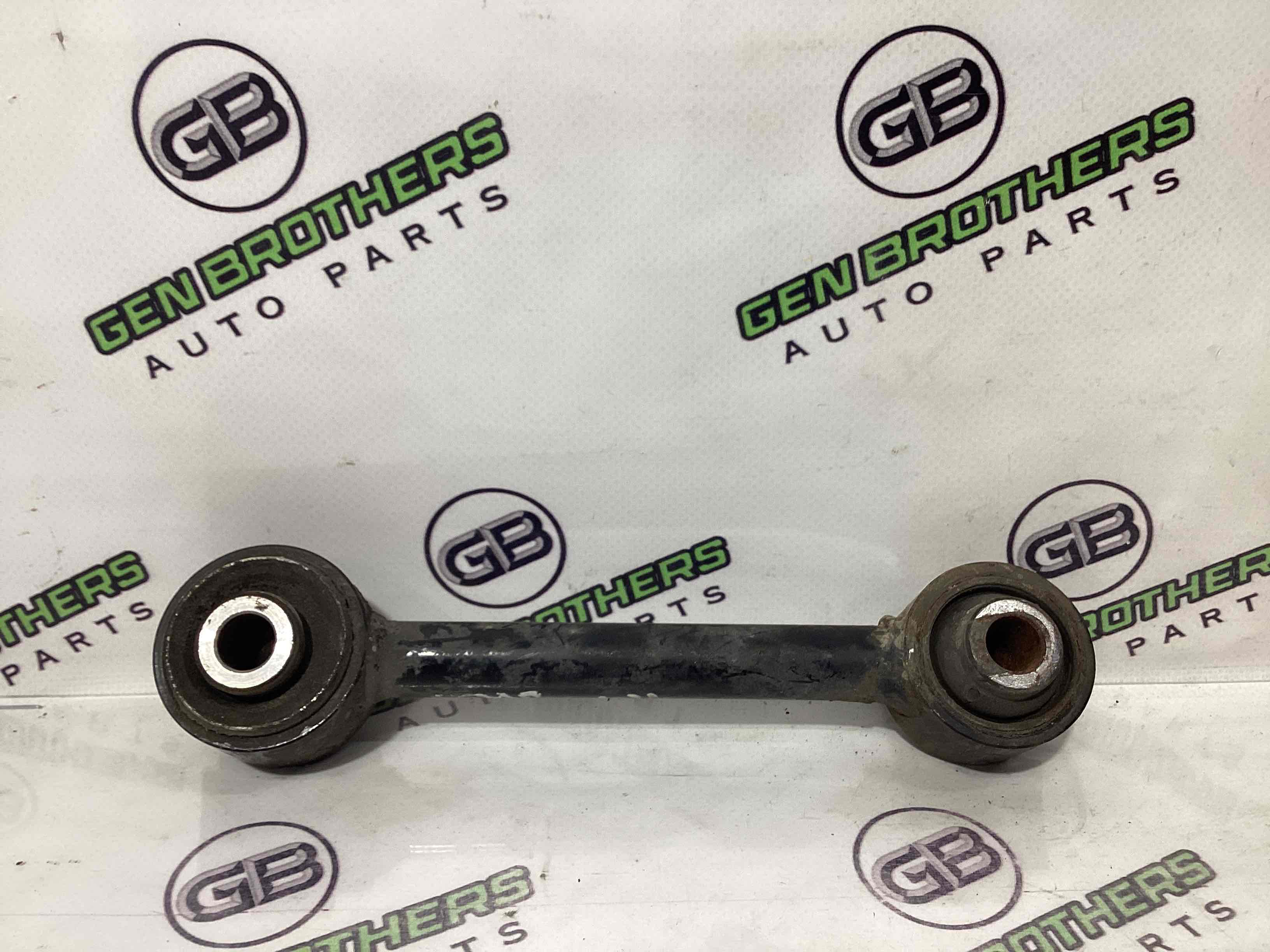 Важіль задній лівий