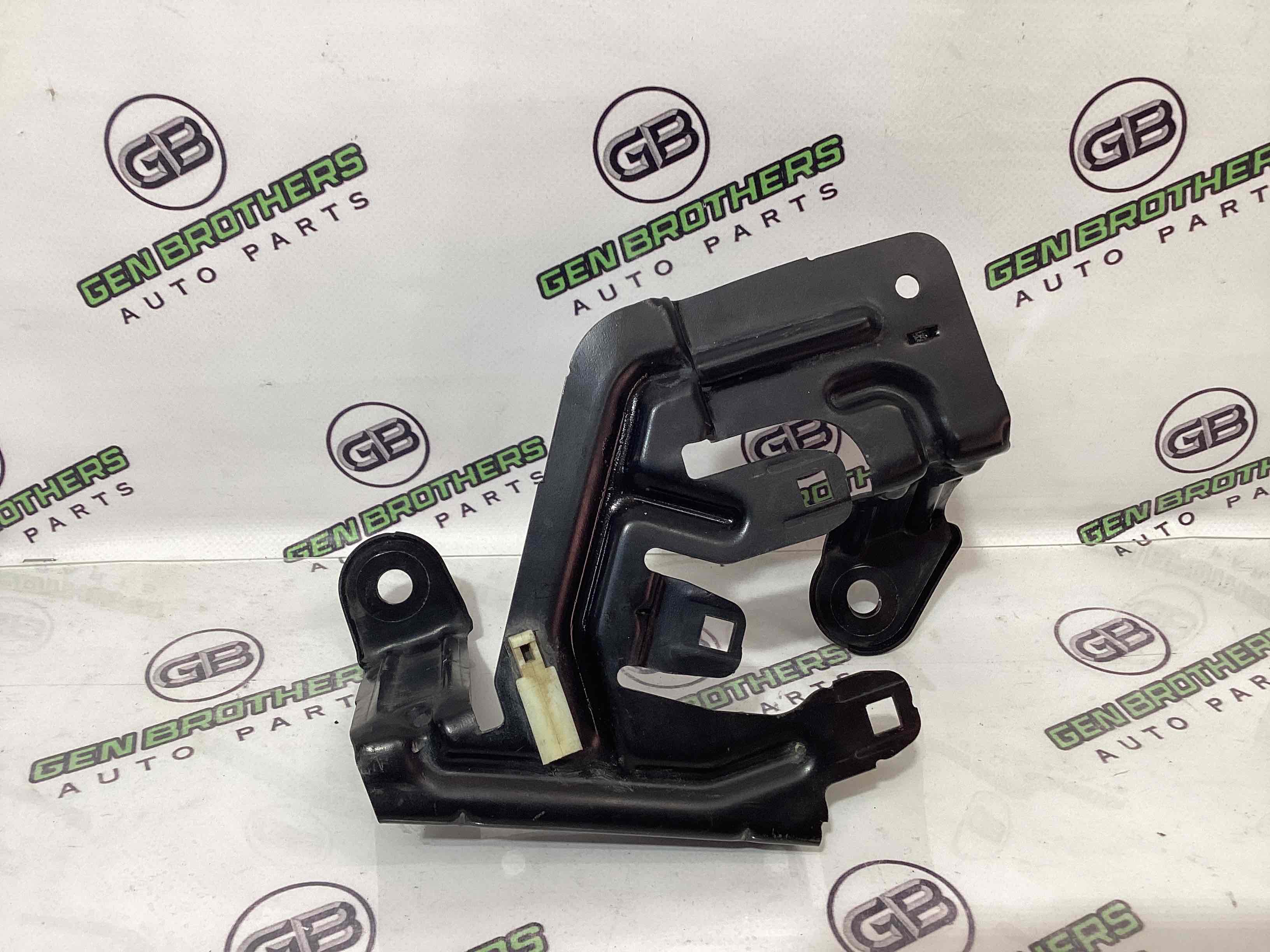 Кришка корпус блоку запобіжників