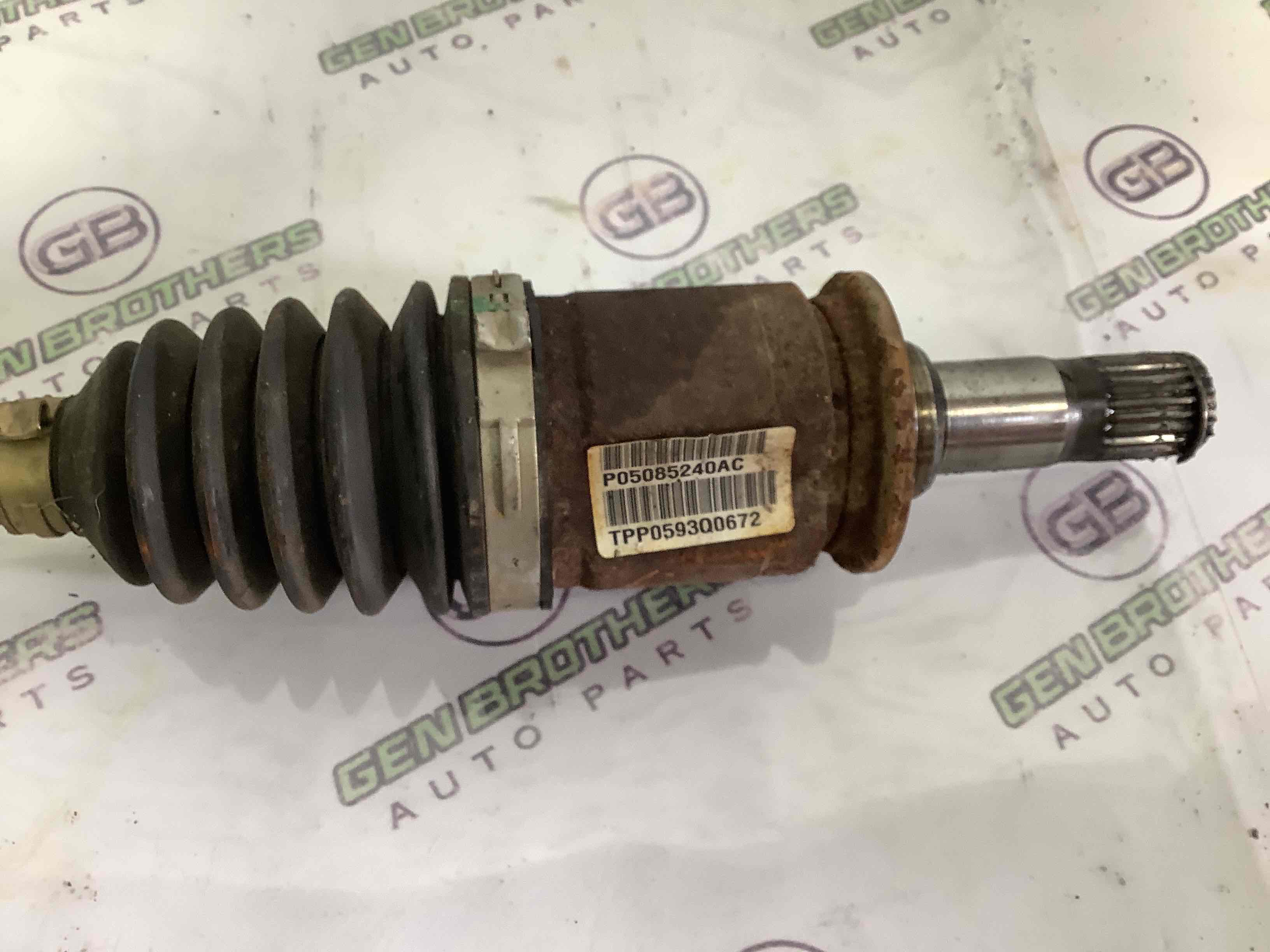 Привід піввісь задня права