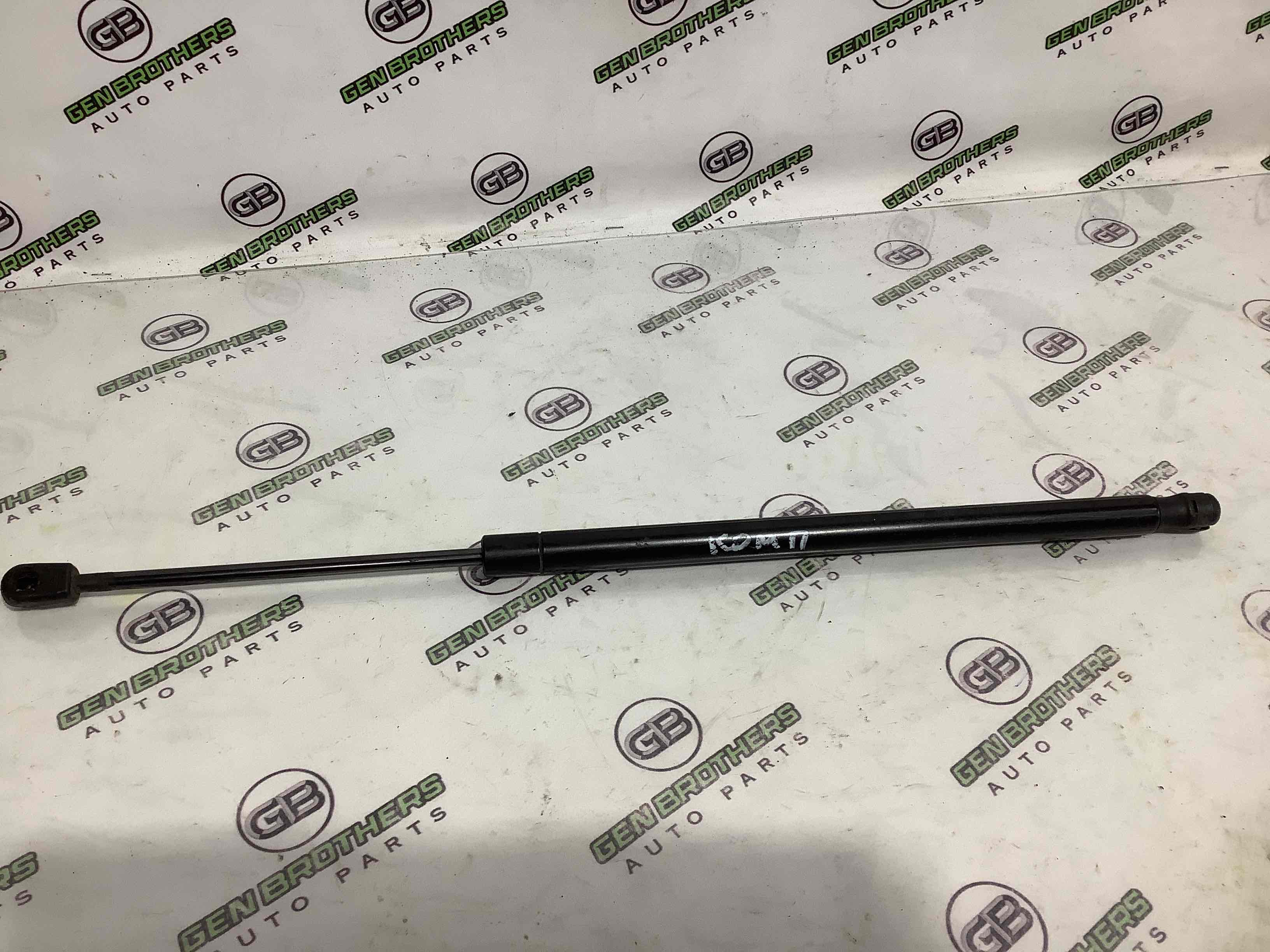 Амортизатор кришки двері багажника