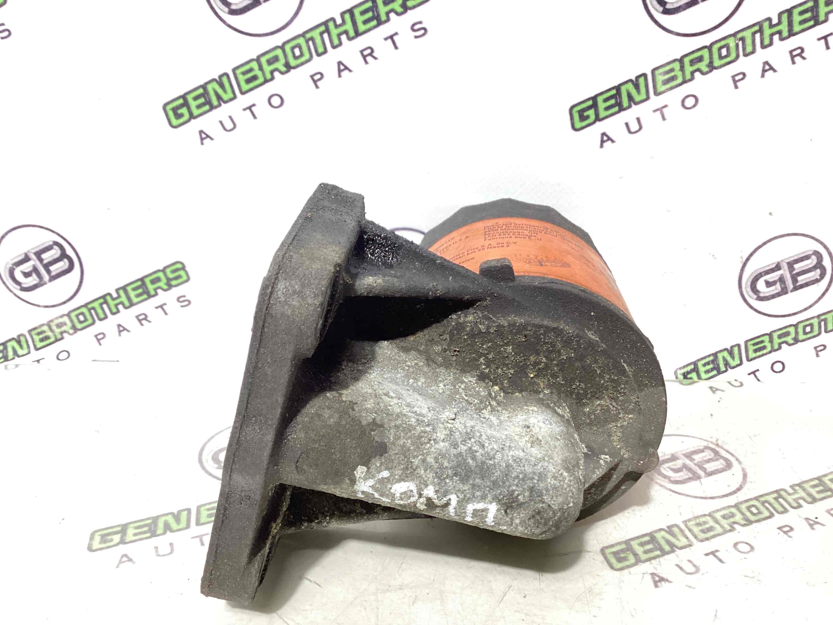 Корпус масляного фільтра