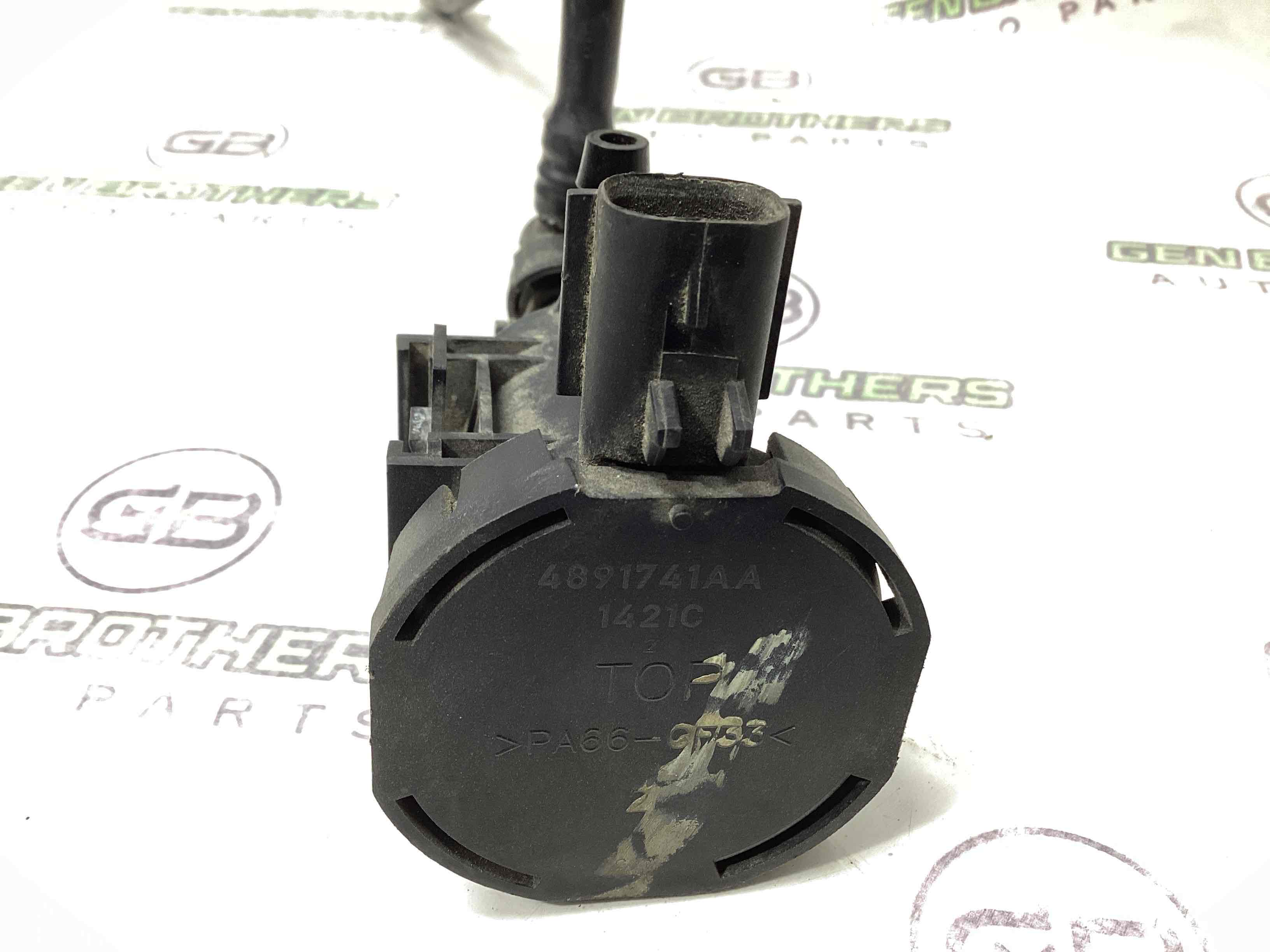 Клапан вентиляції паливного бака