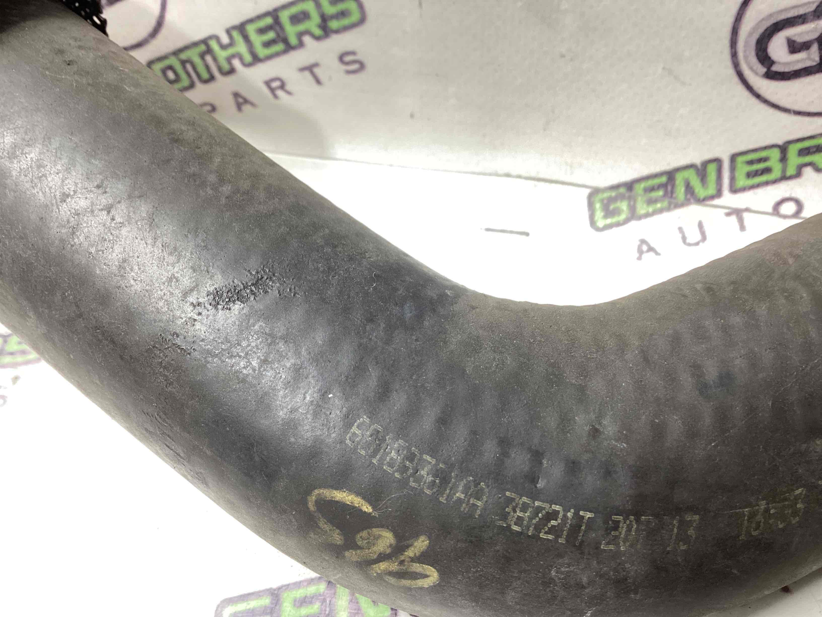 Патрубок радіаторів