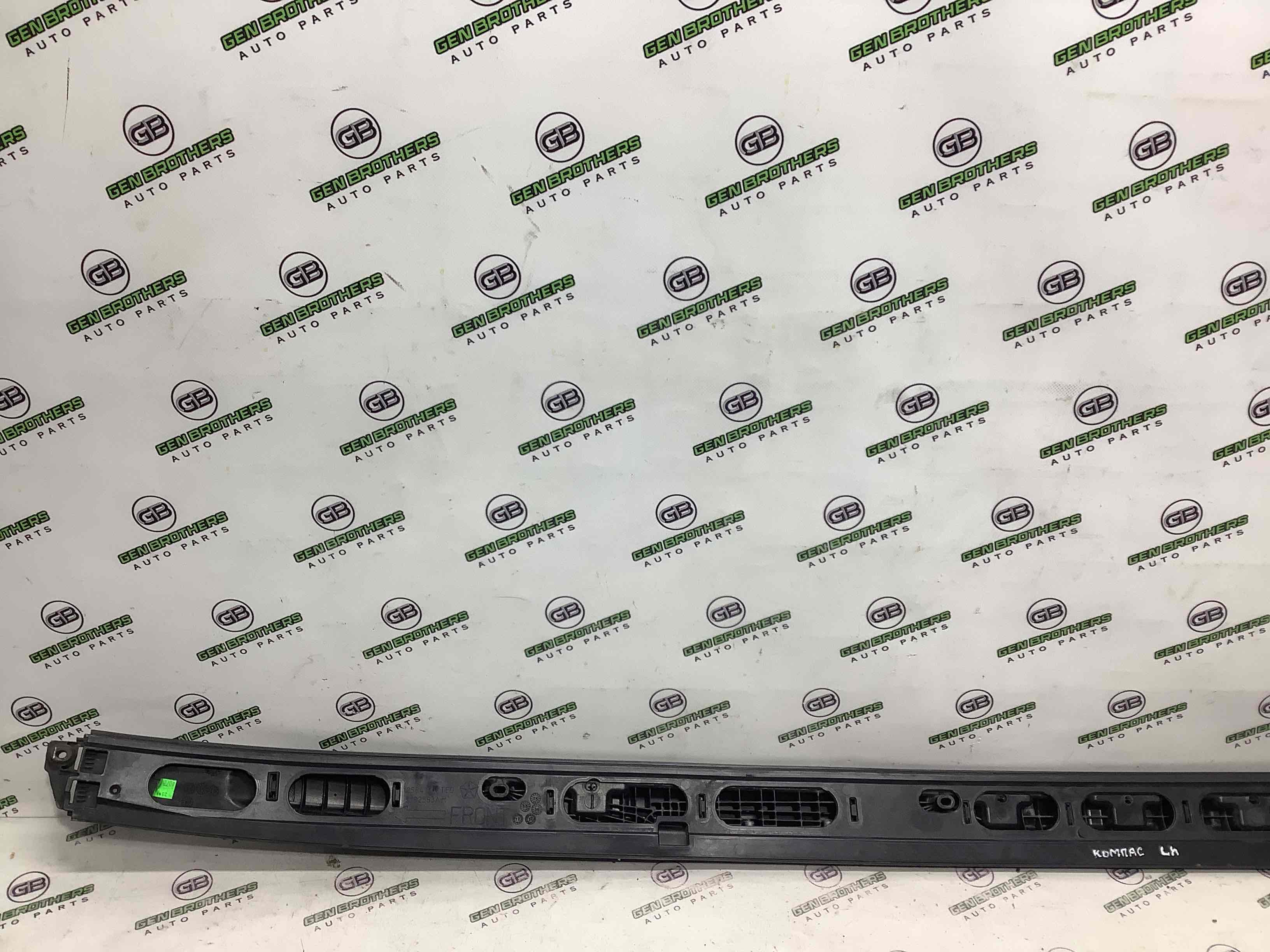 Молдинг даху, рейлінг на дах, накладки