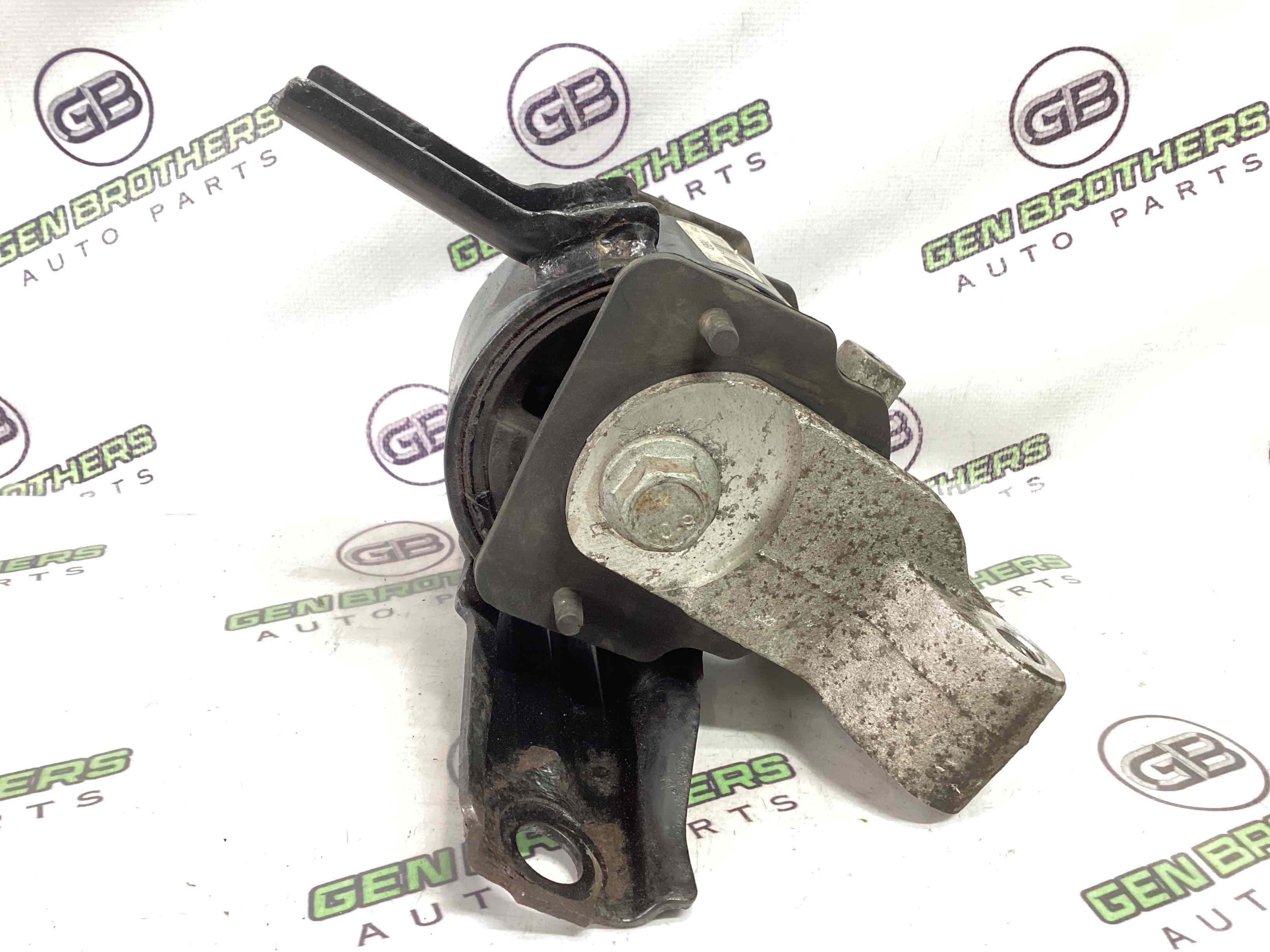 Подушка кріплення двигуна