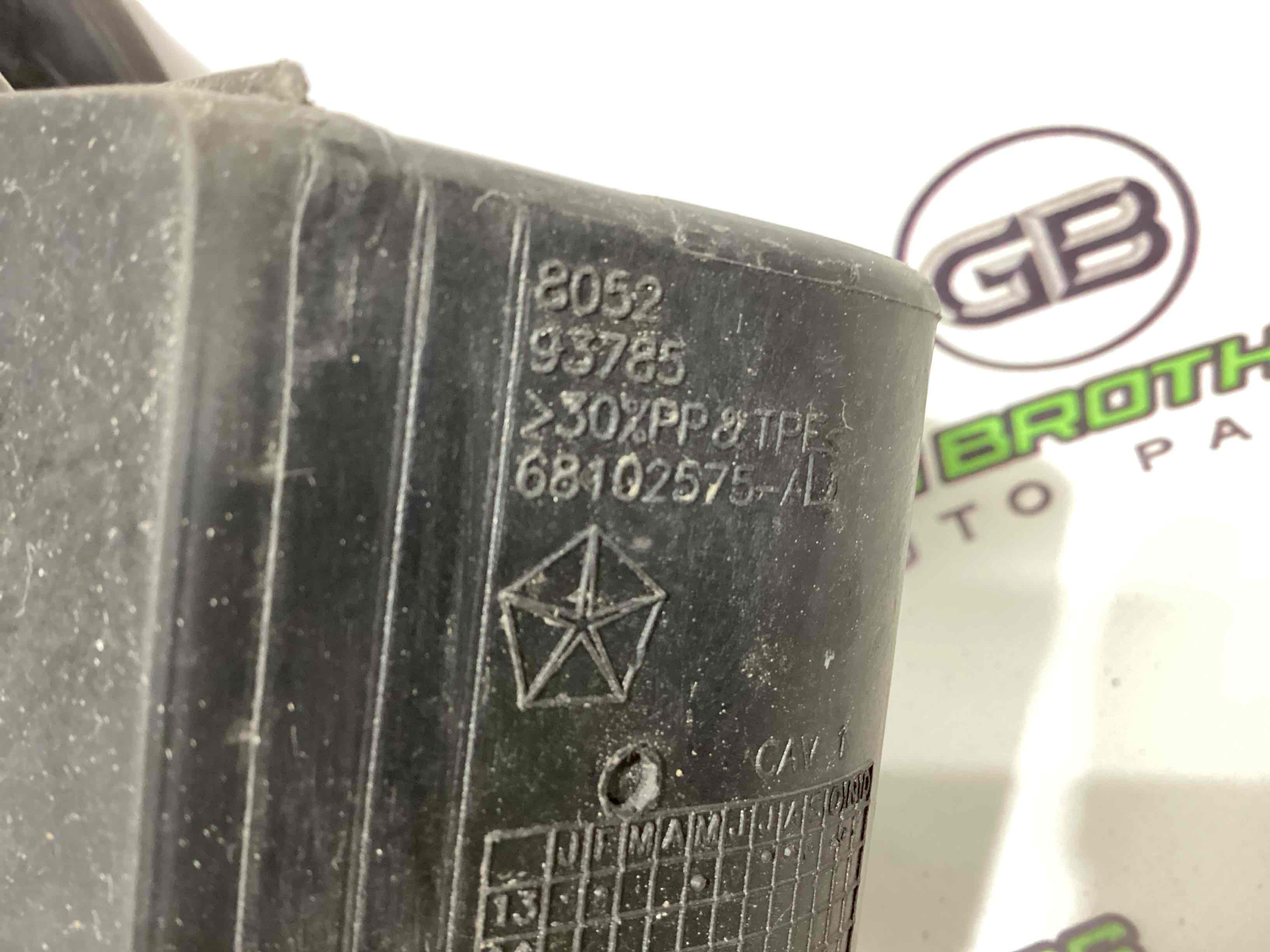 Лючок бензобака