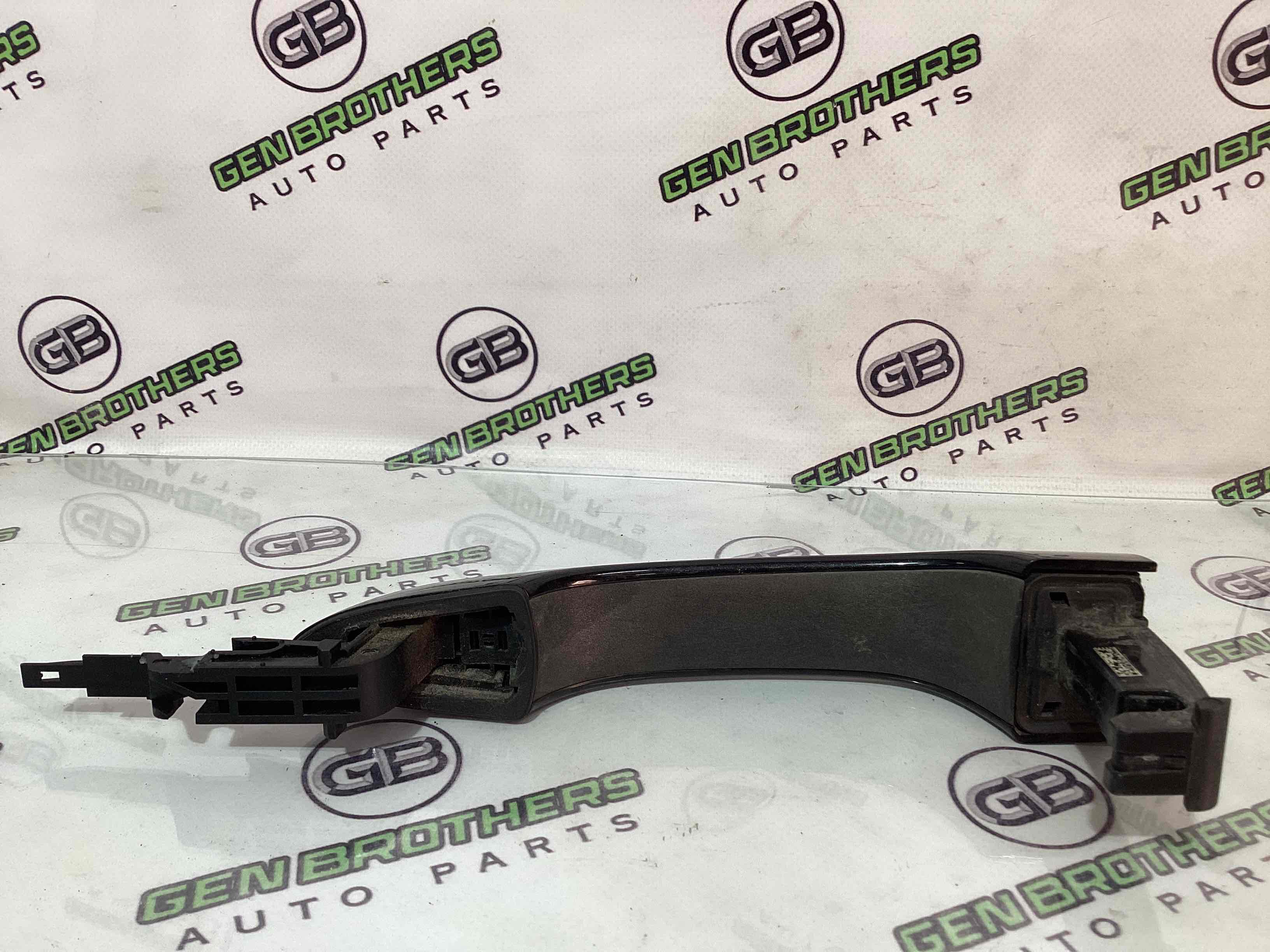 Ручка двері зовнішня