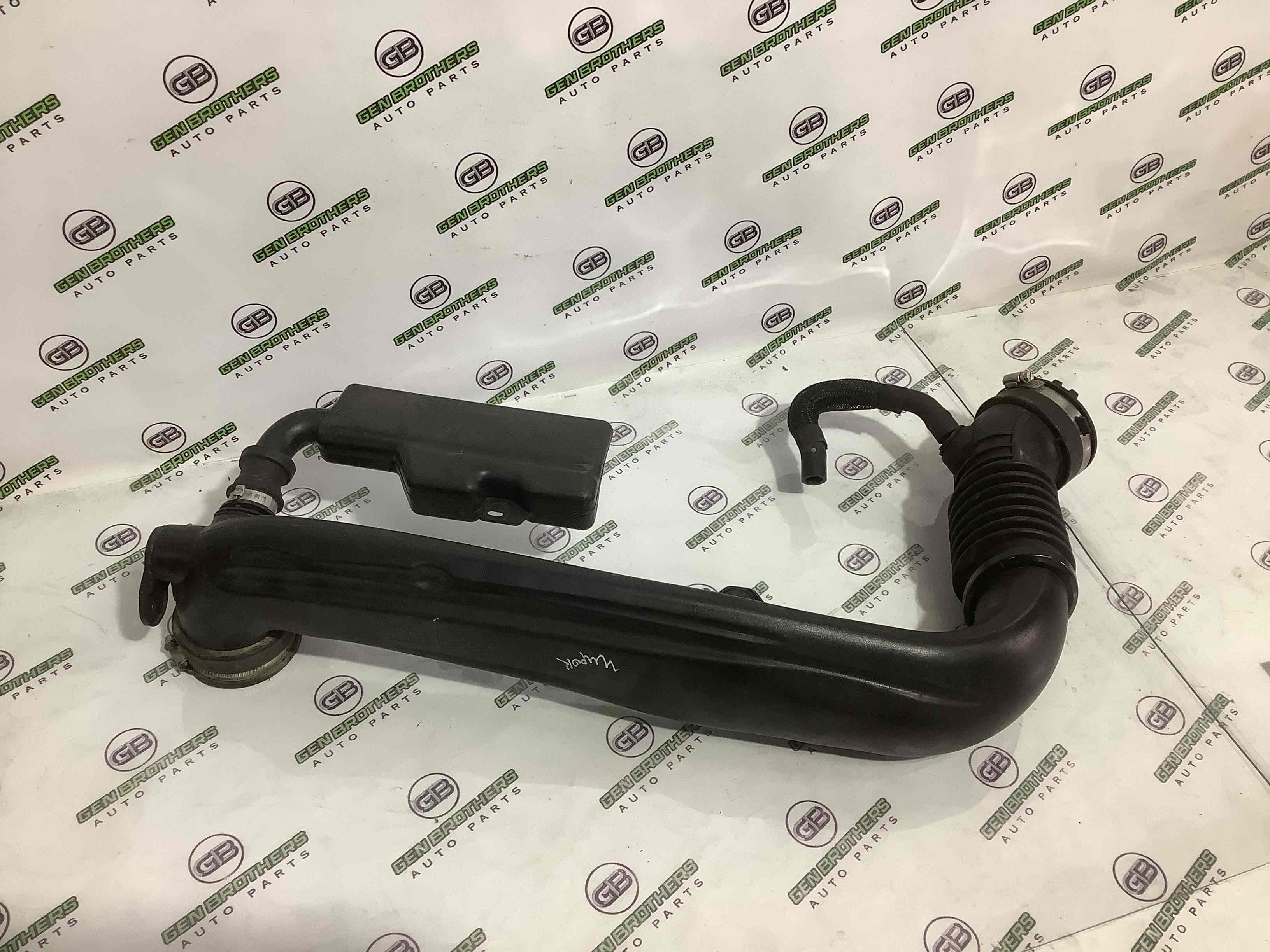 Патрубок повітряного фільтра