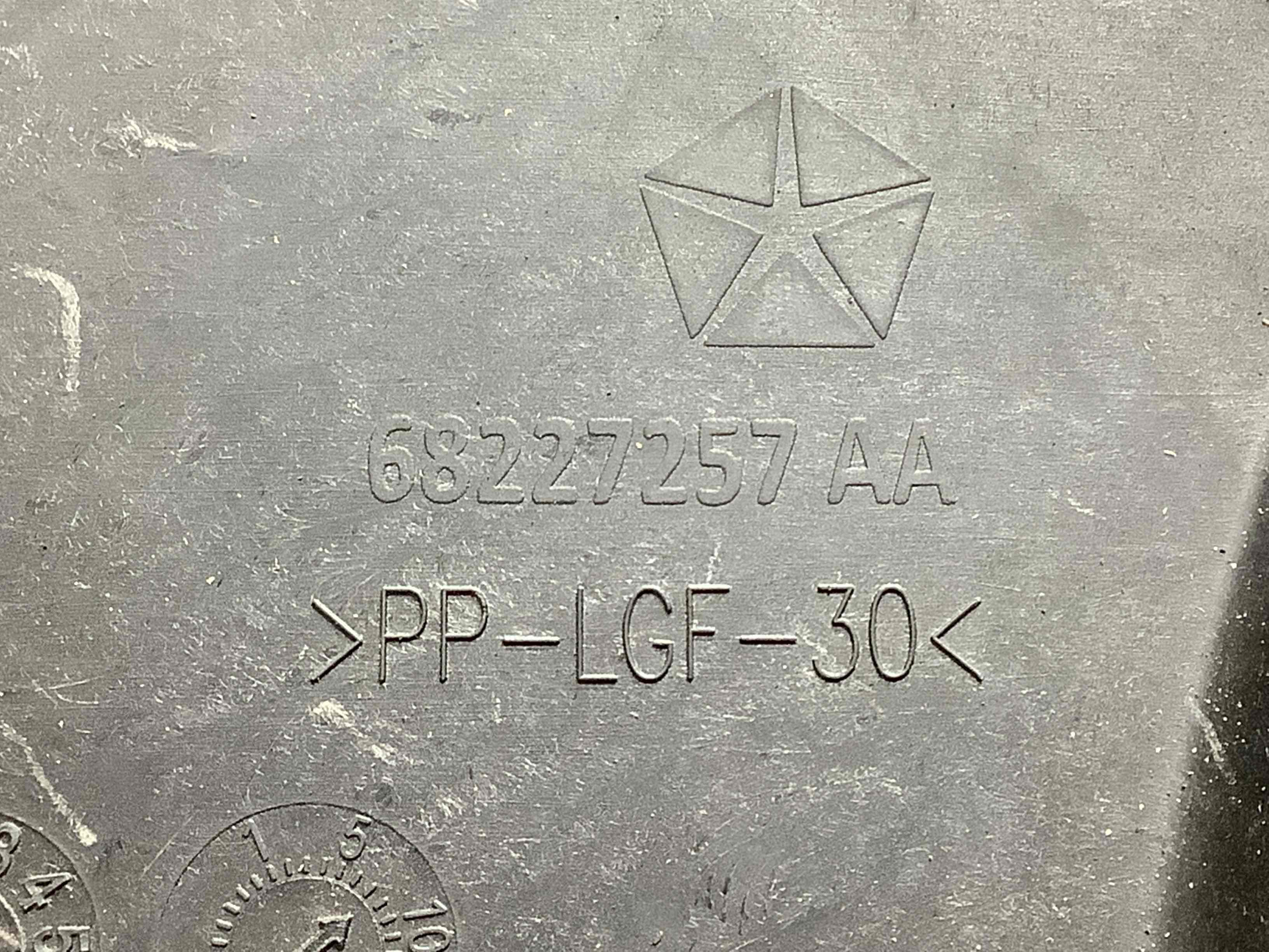 Склопідйомник передній лівий