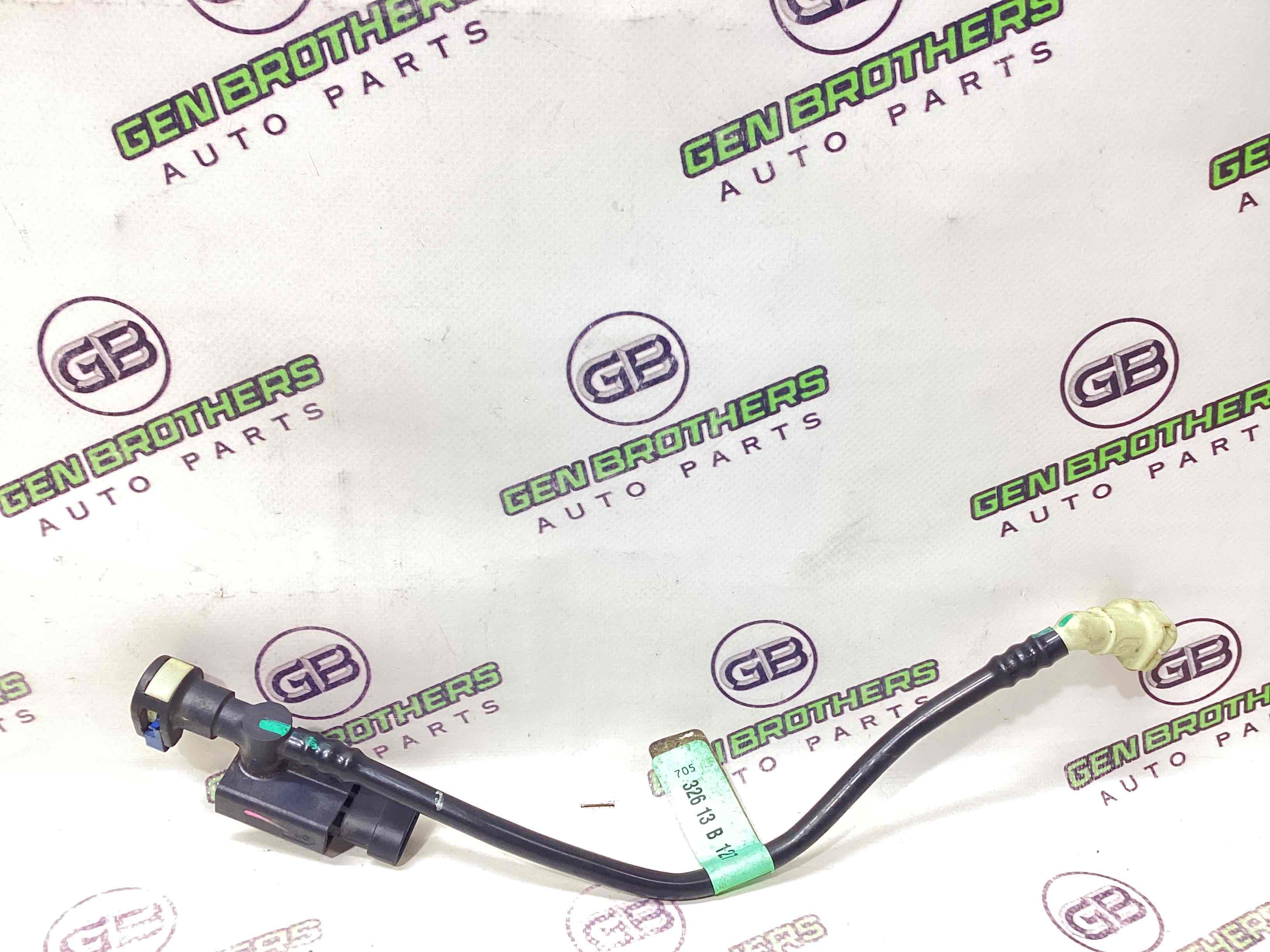 Трубка паливна