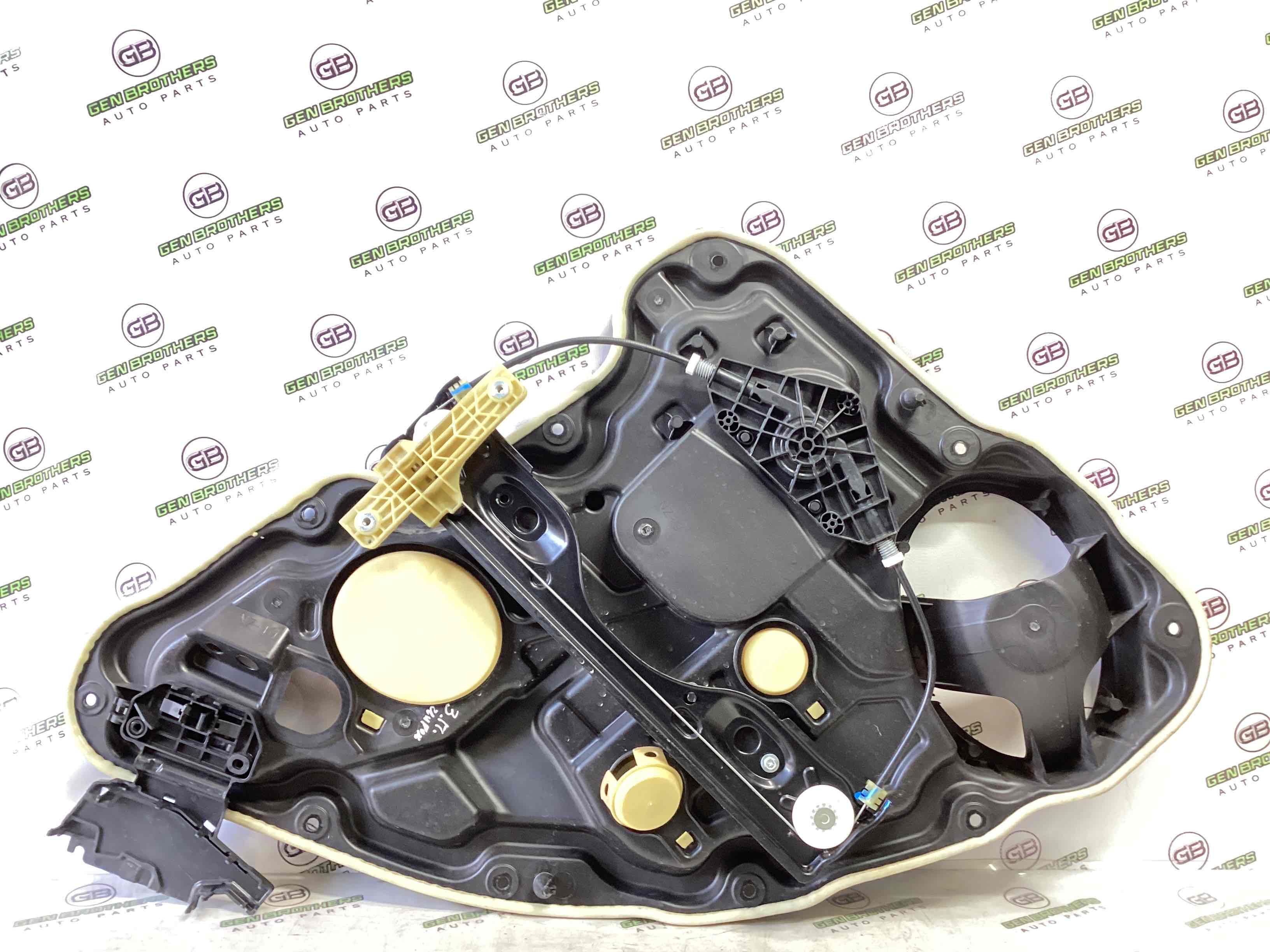 Склопідйомник задній правий