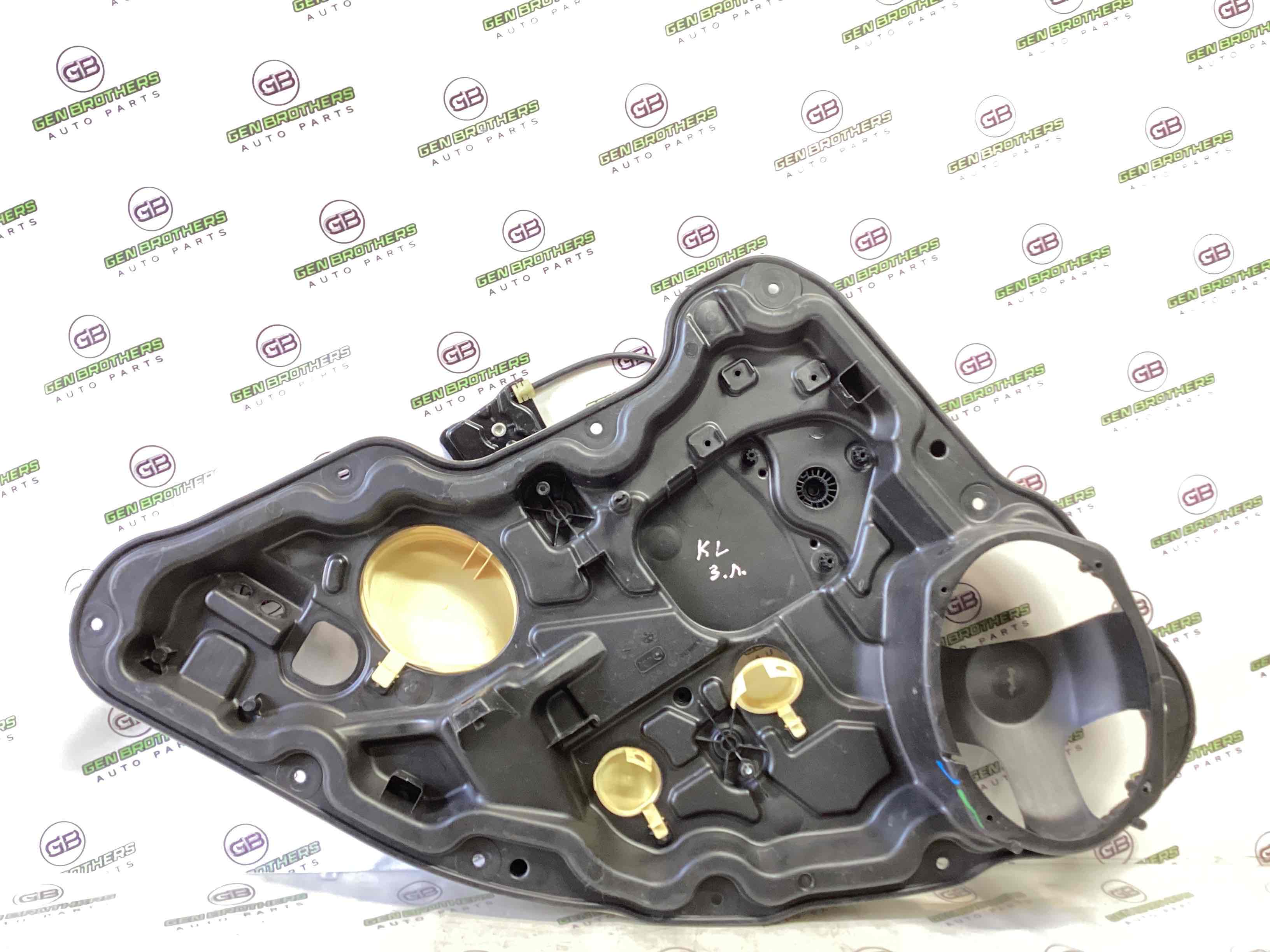 Склопідйомник задній лівий