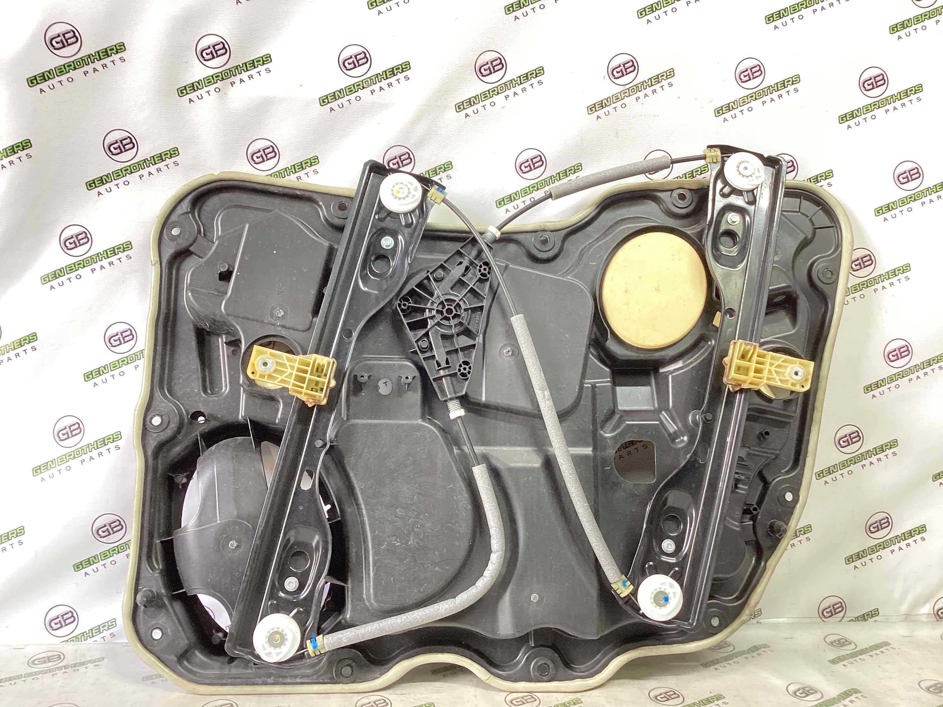 Склопідйомник передній лівий