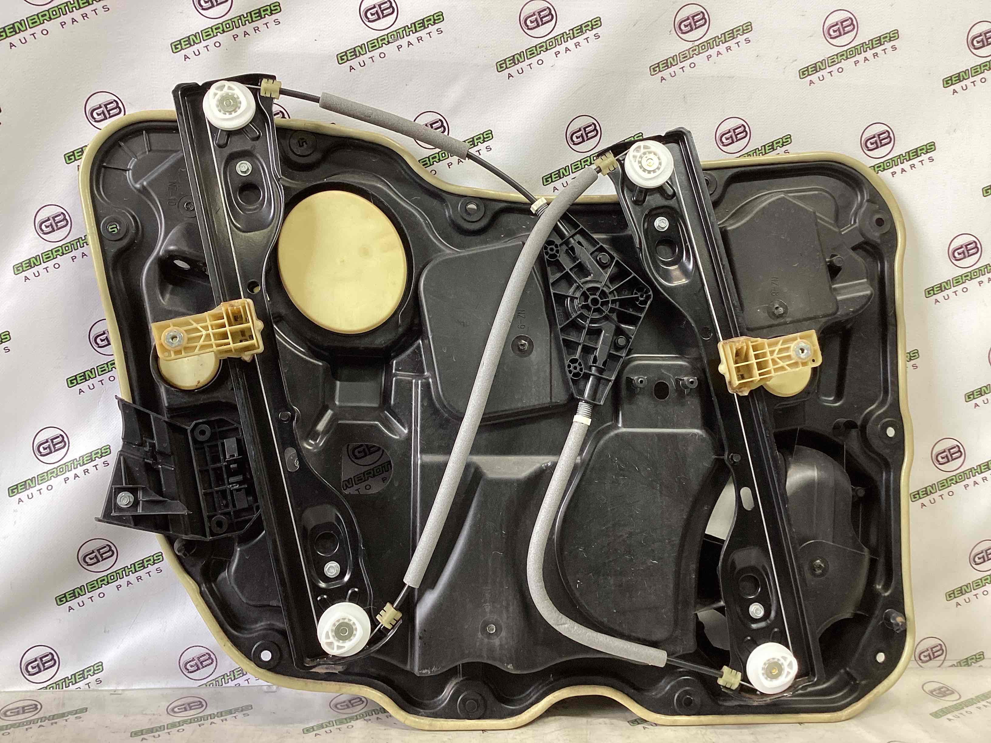 Склопідйомник передній правий