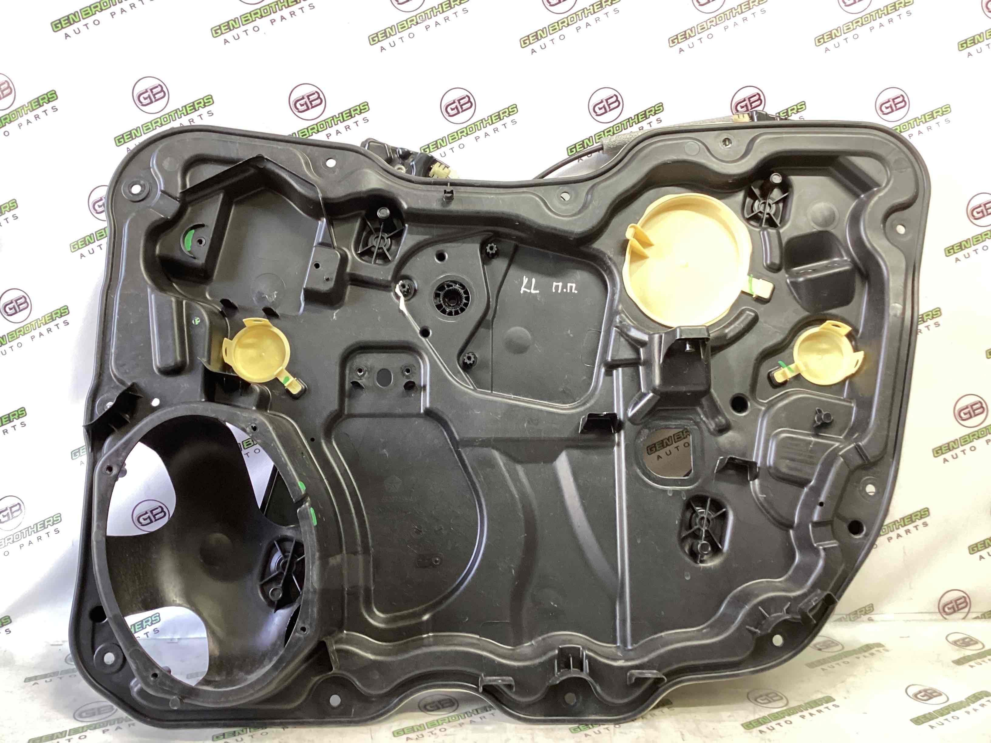 Склопідйомник передній правий