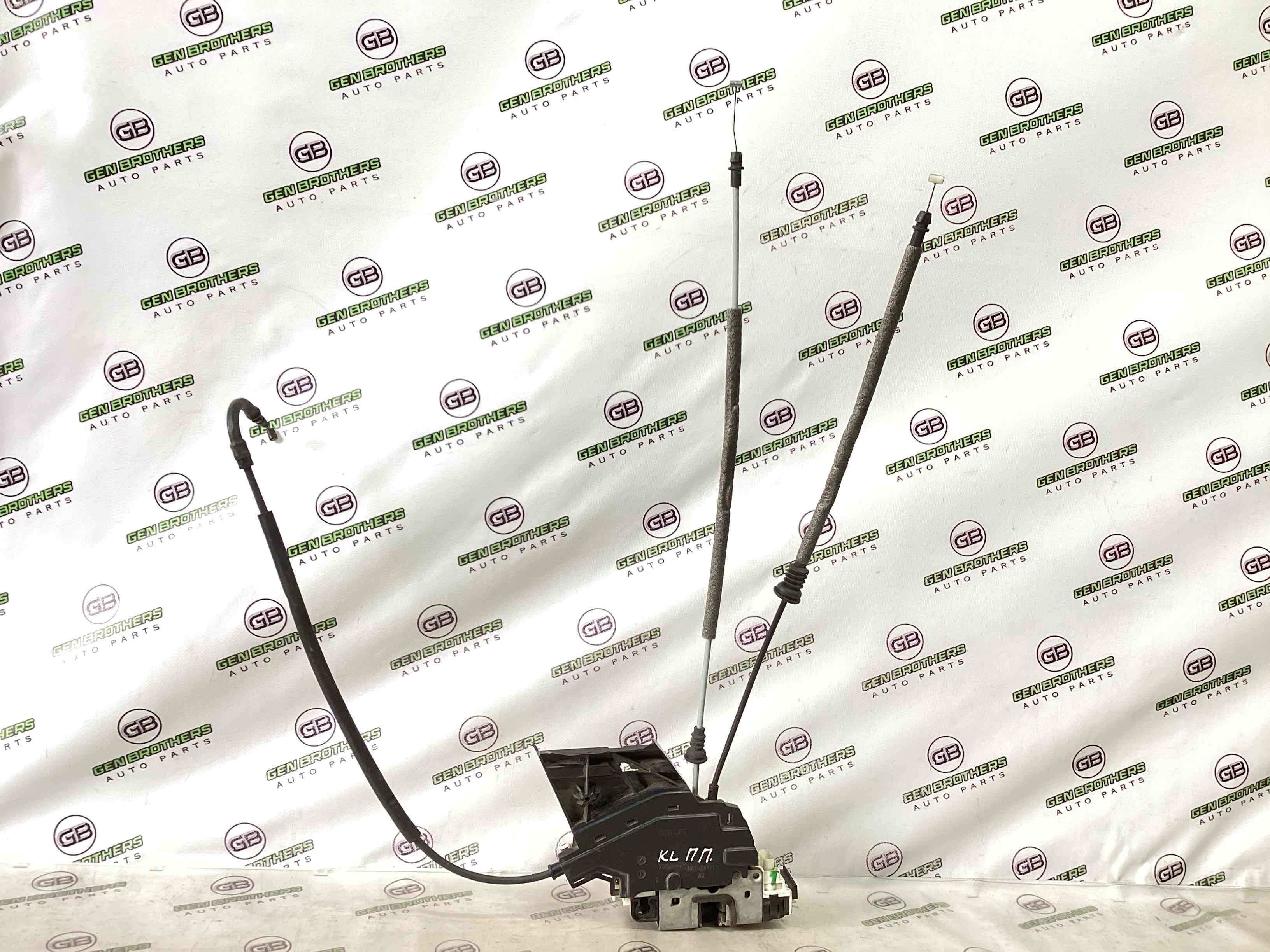 Замок дверей передньої правої