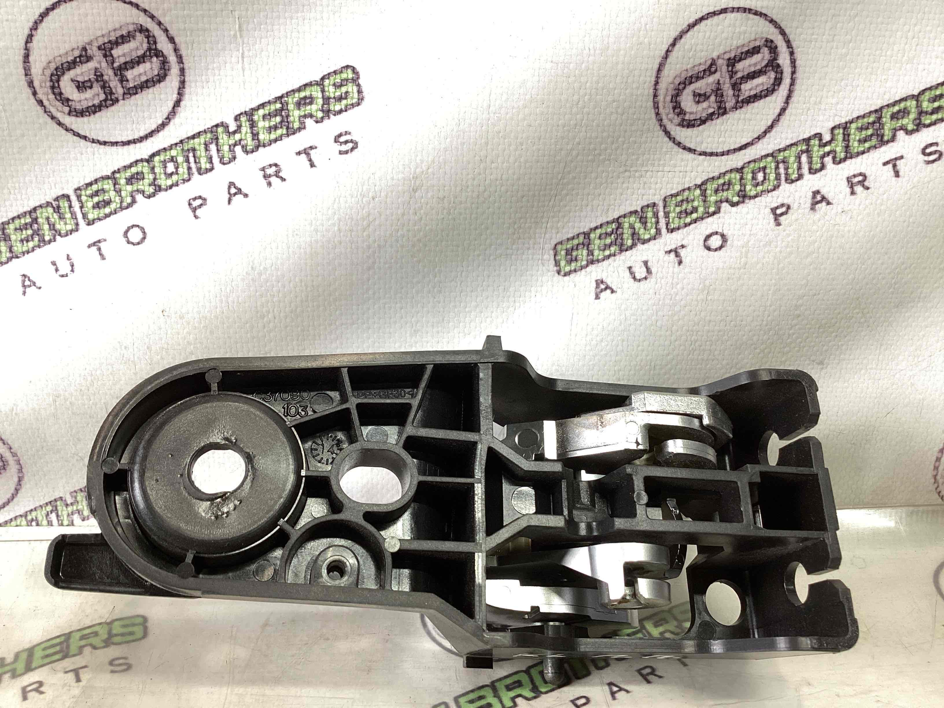 Ручка дверей салону внутрішня, поручень