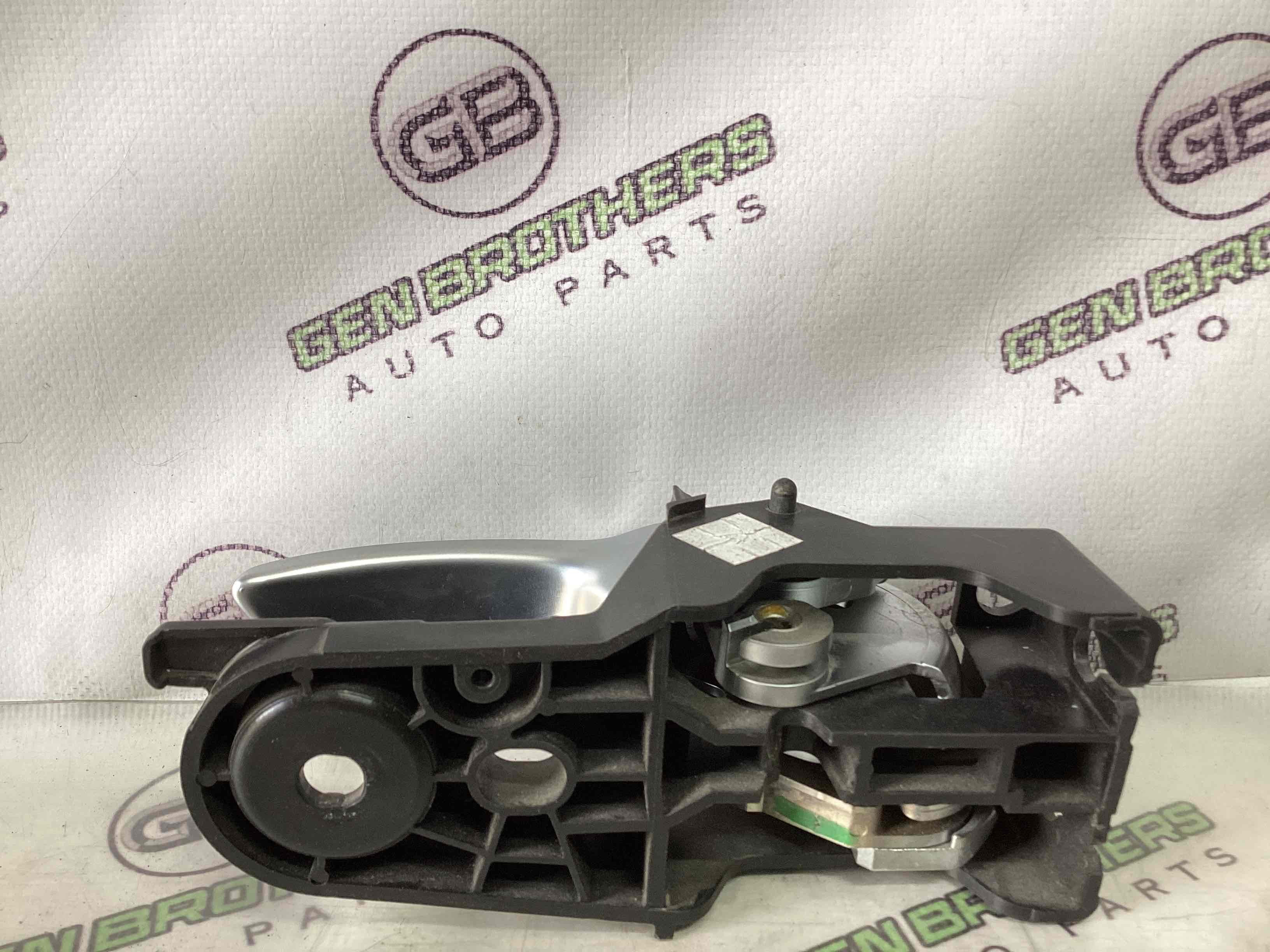 Ручка дверей салону внутрішня, поручень