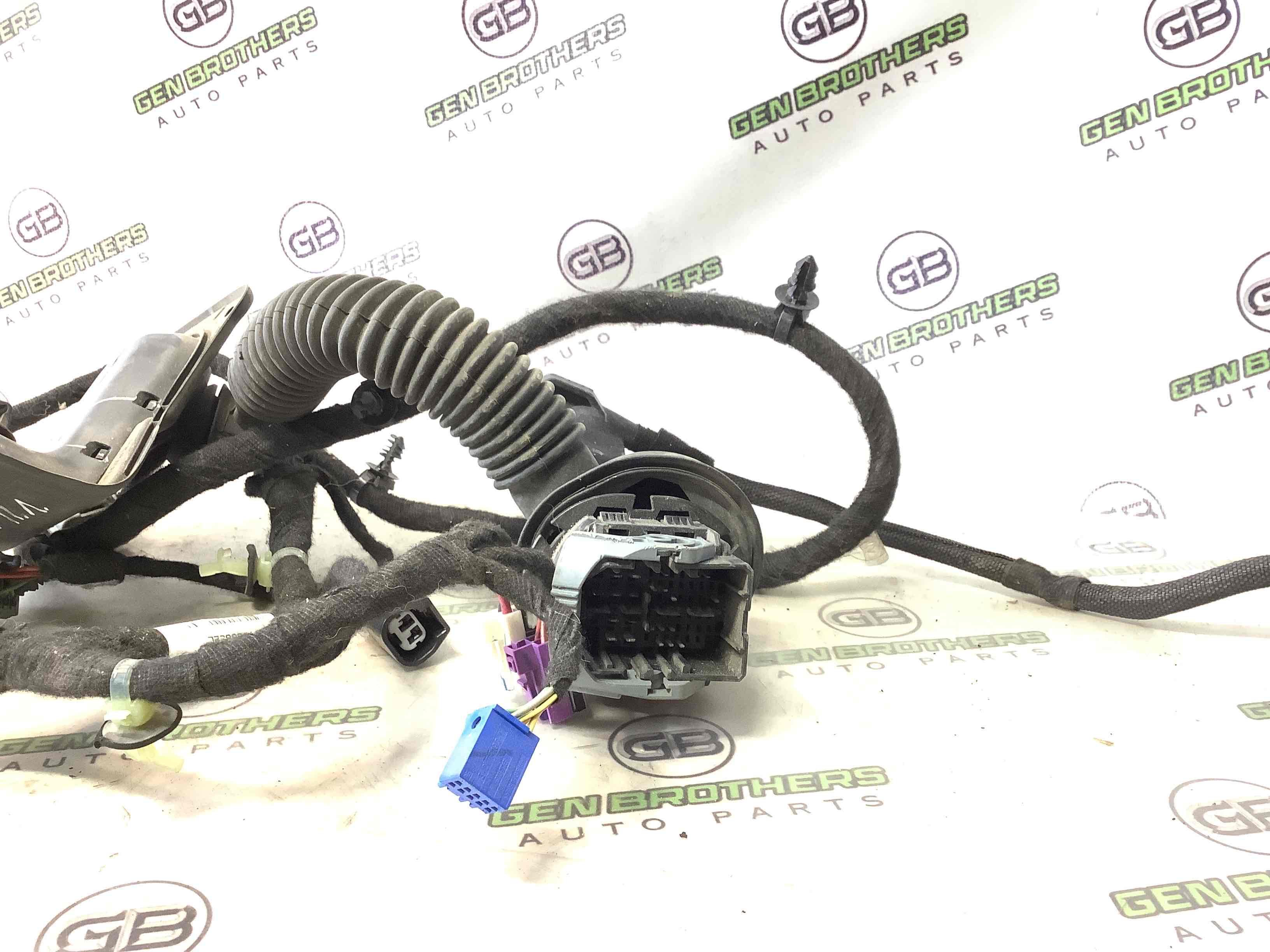 Електропроводка дверей, кришки багажника коса