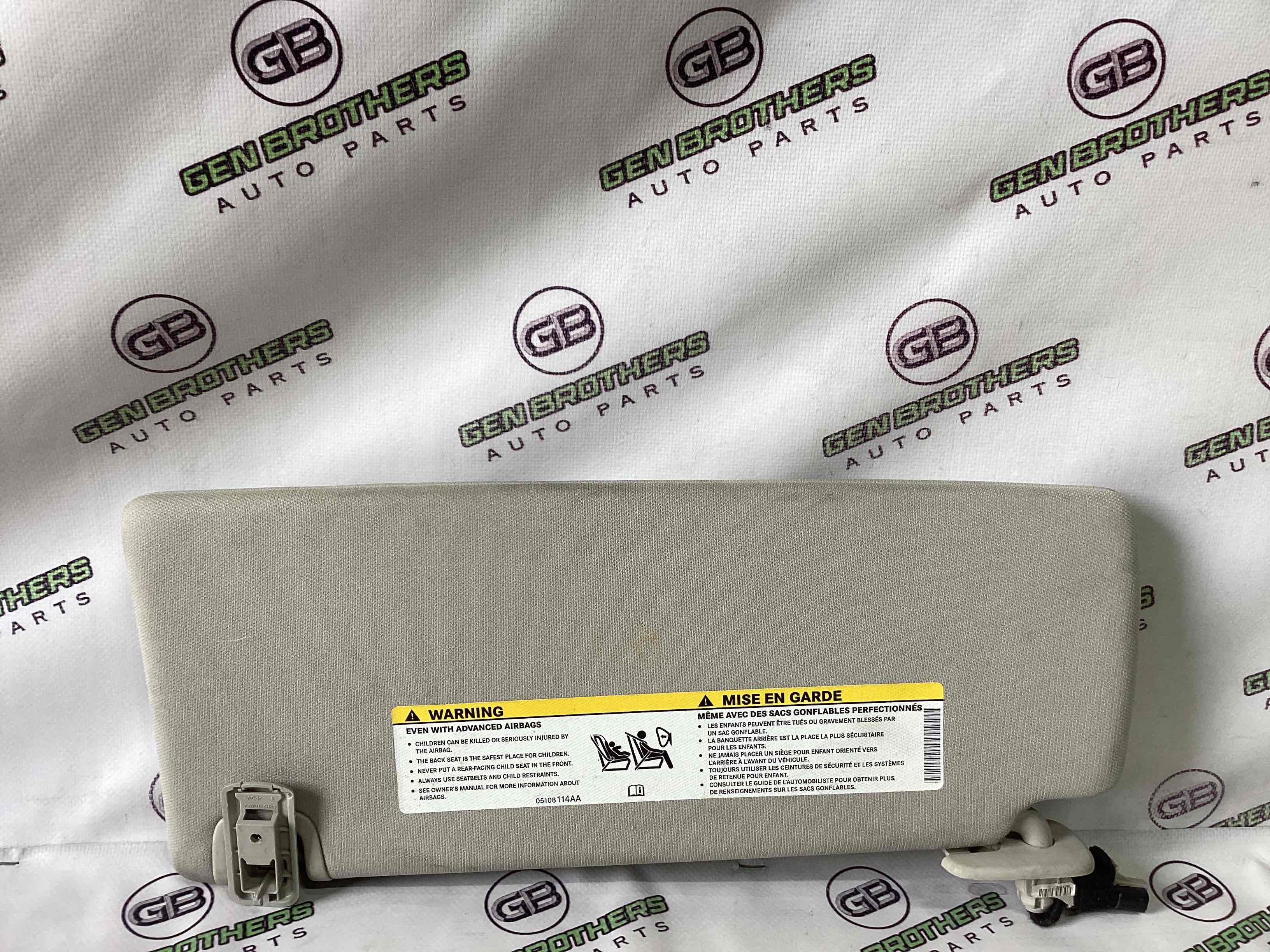 Козирок сонцезахисний