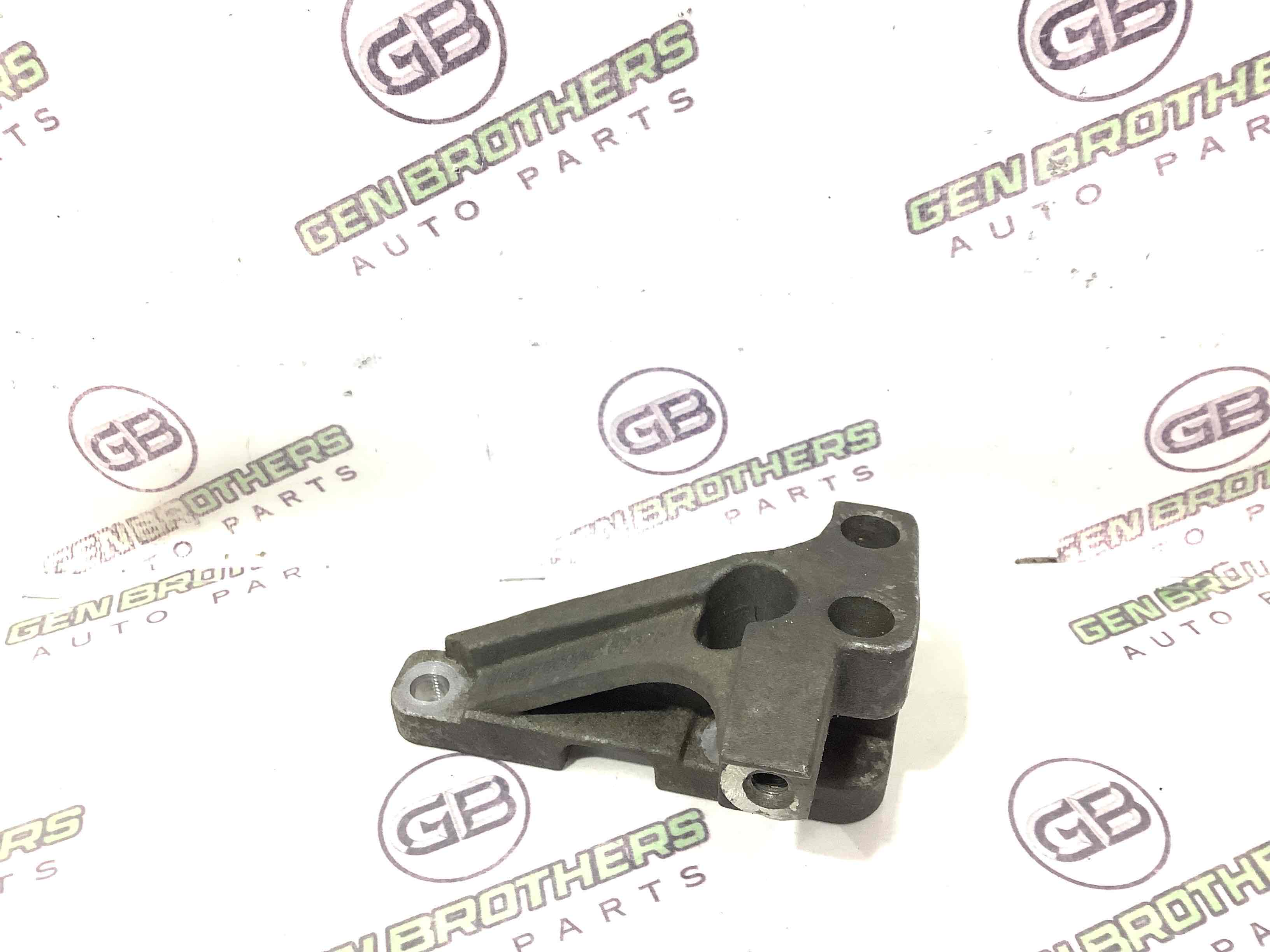 Кронштейн компресора кондиціонера