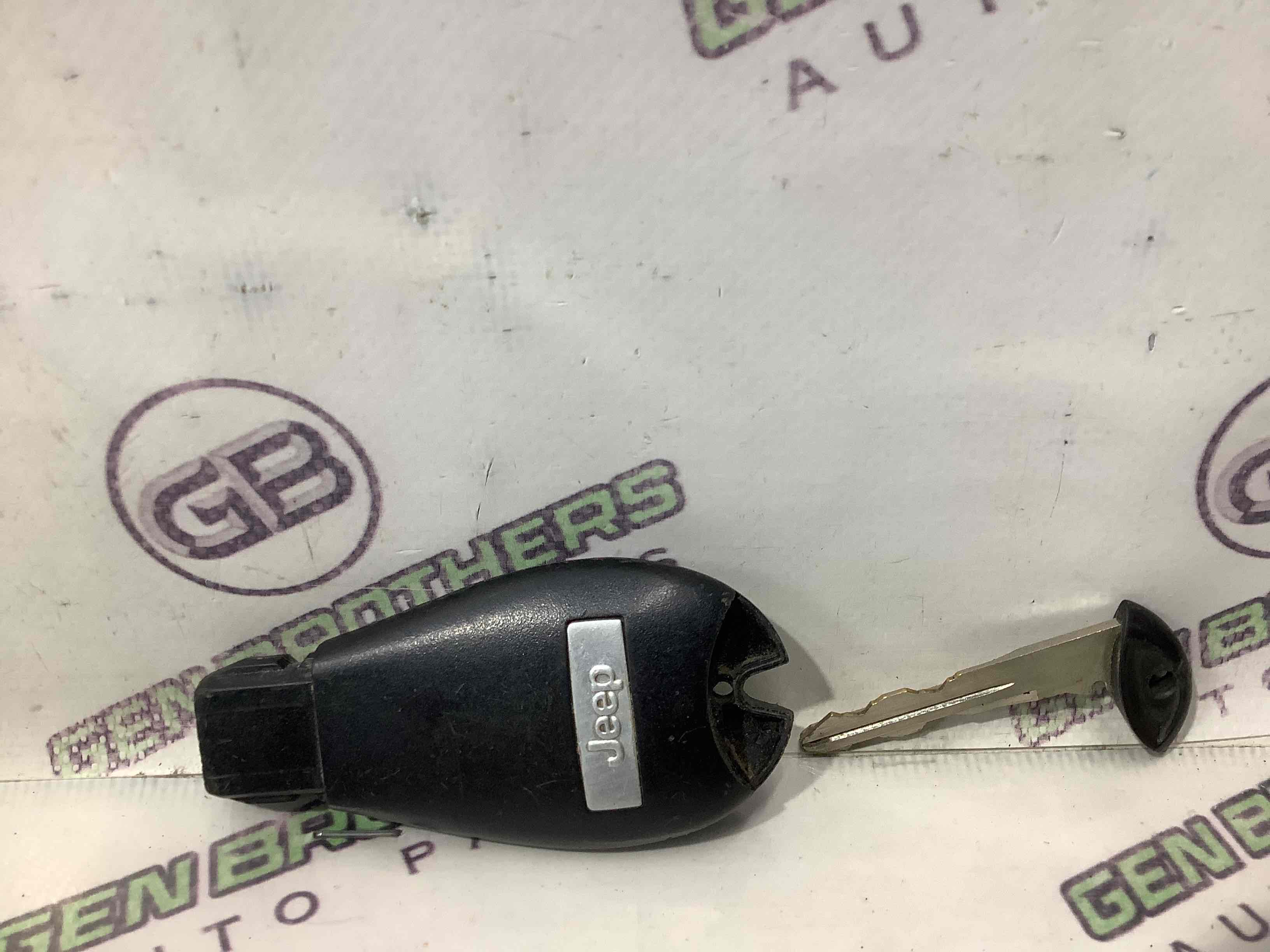 Ключ замку запалювання