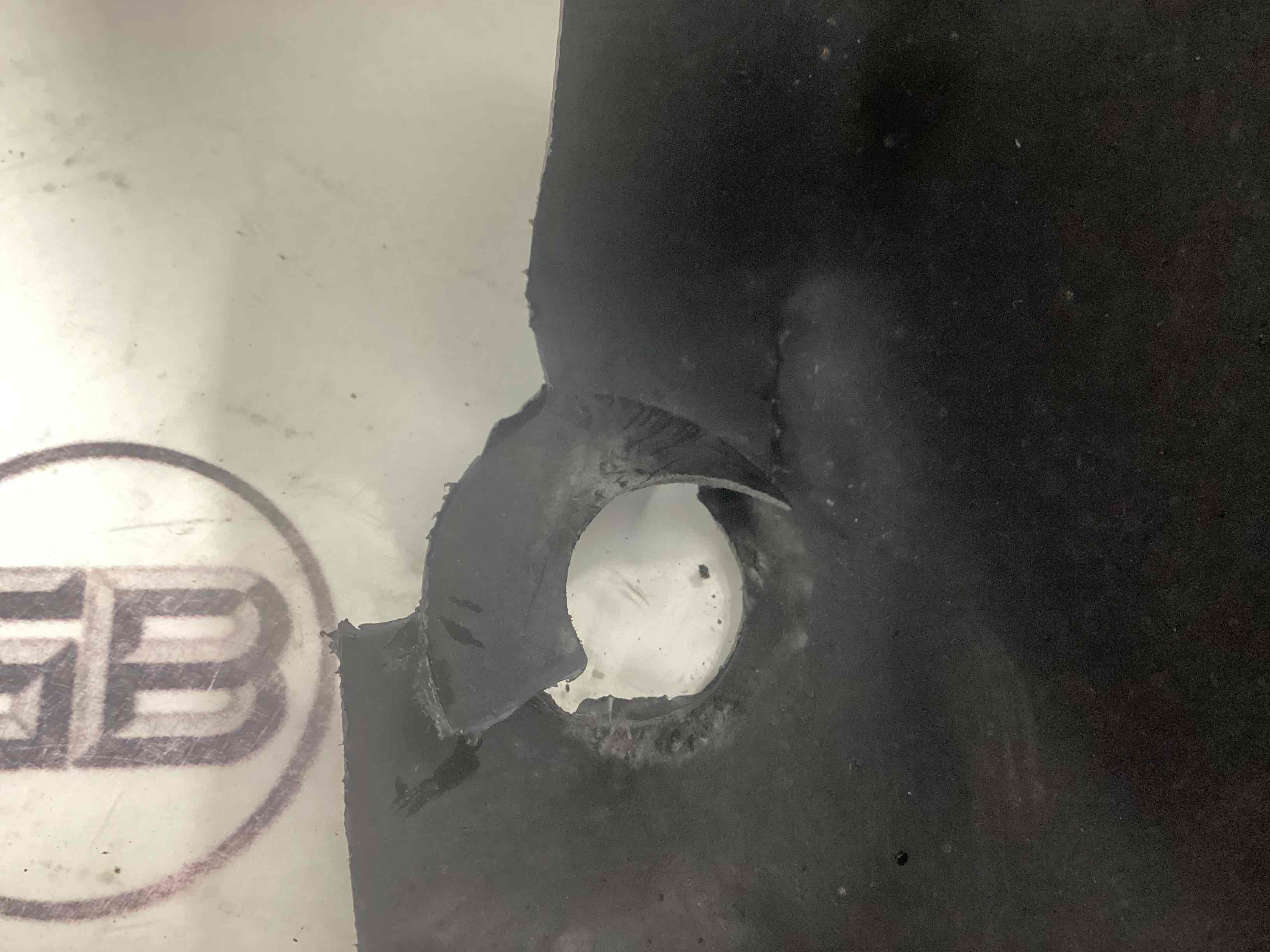 Захист арок задній лівий підкрилок